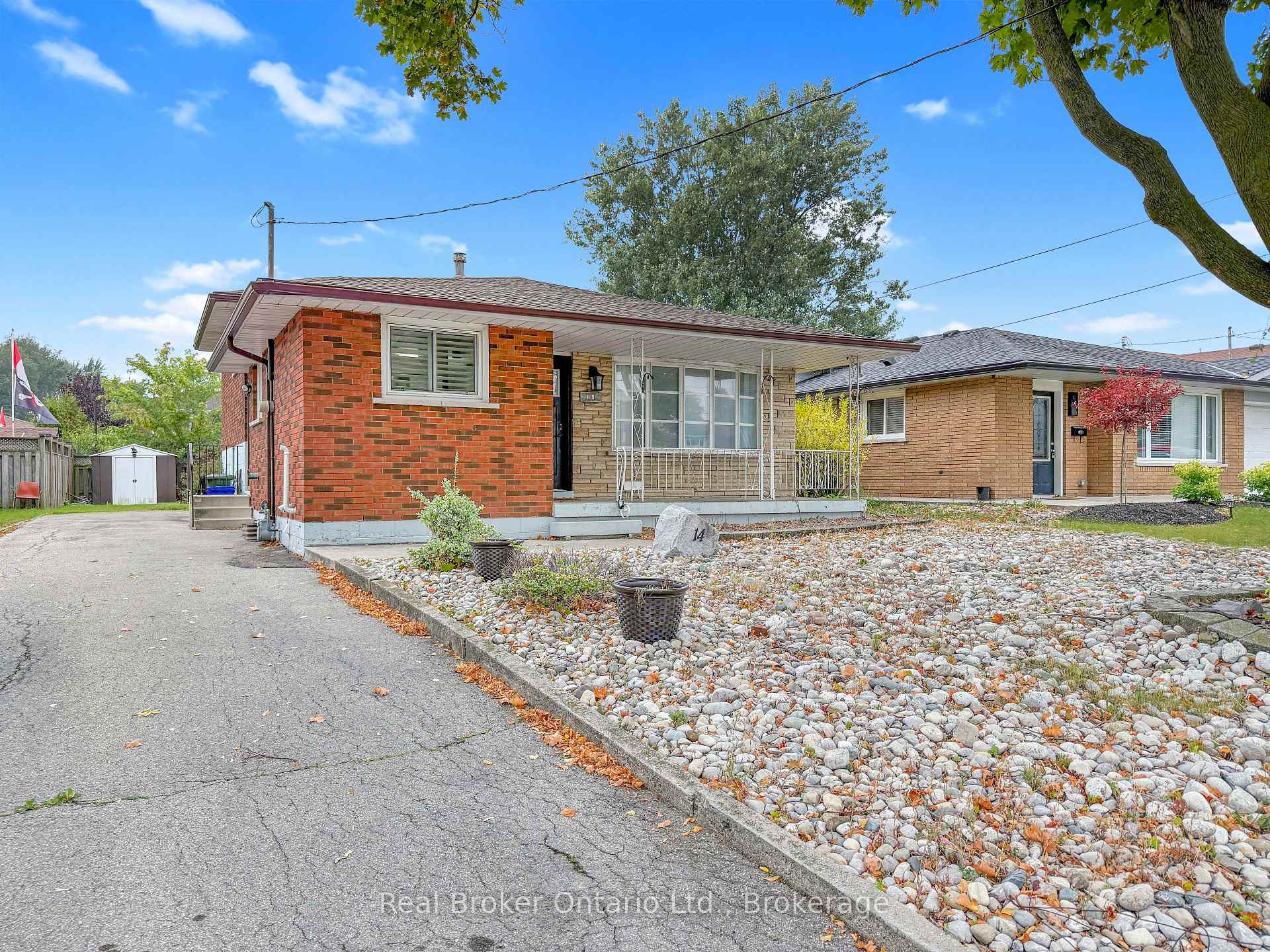 Photo 2 of 14 Anson Avenue, Hamilton, Lisgar — HOMEH