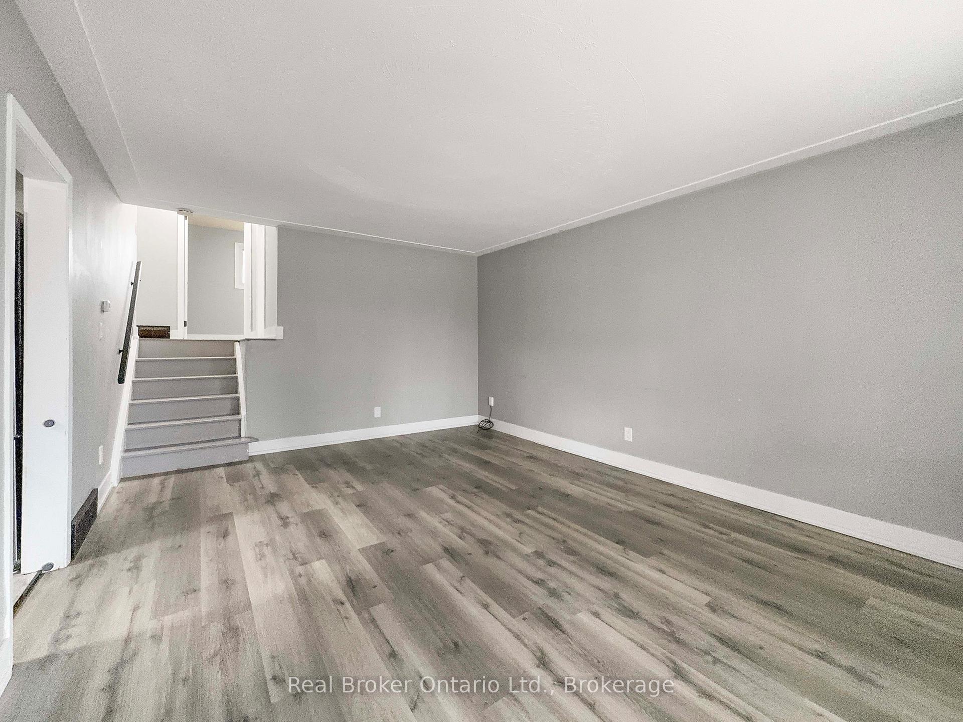 Photo 6 of 14 Anson Avenue, Hamilton, Lisgar — HOMEH
