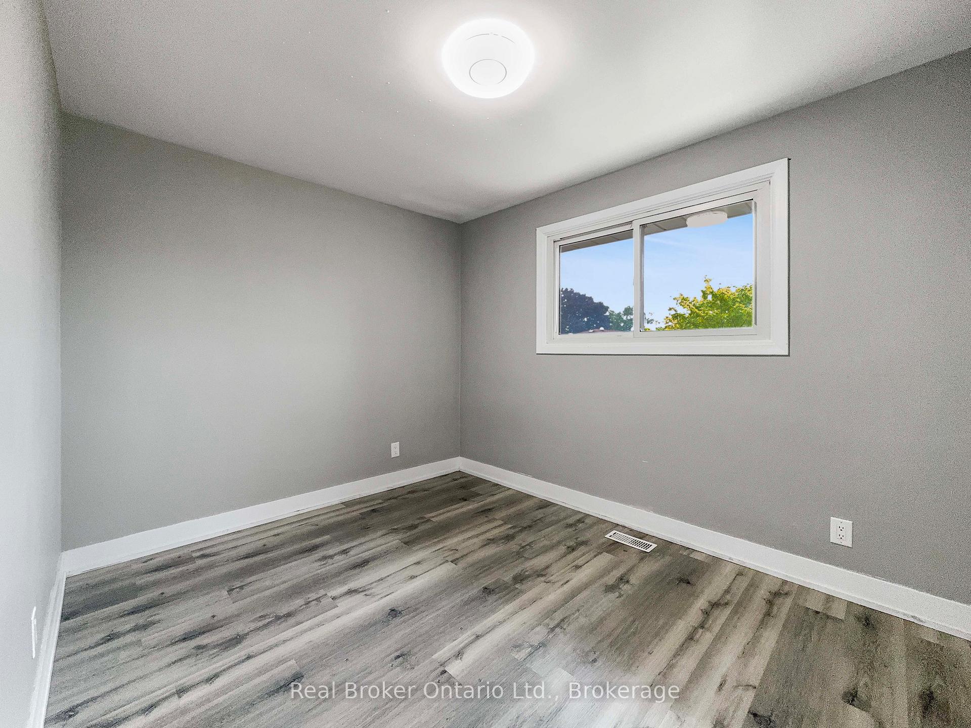 Photo 16 of 14 Anson Avenue, Hamilton, Lisgar — HOMEH
