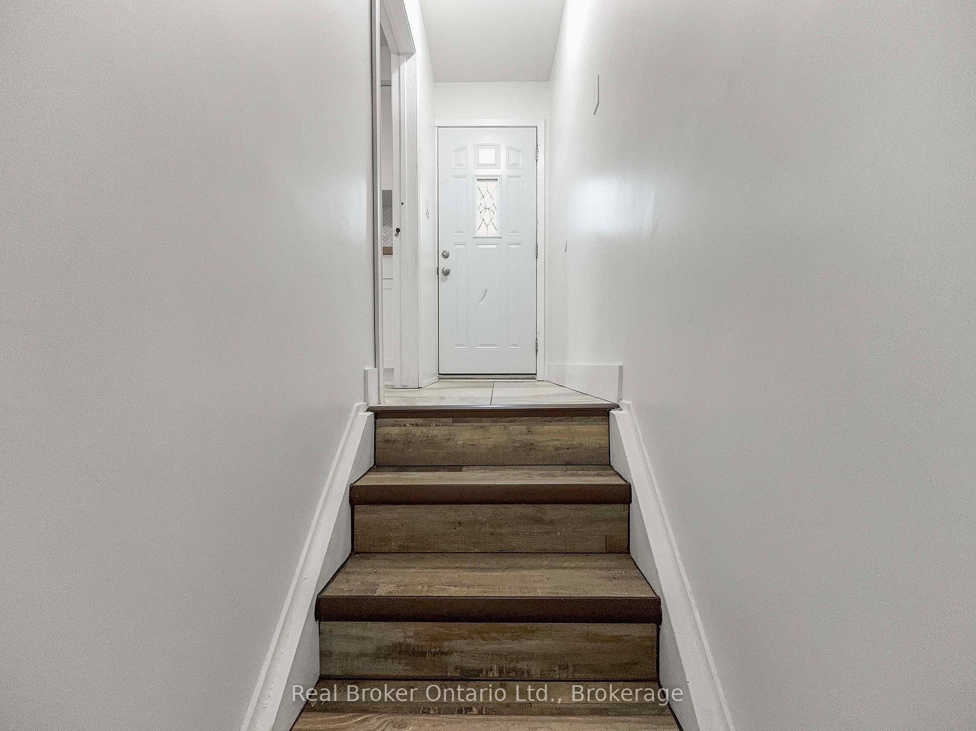 Photo 20 of 14 Anson Avenue, Hamilton, Lisgar — HOMEH