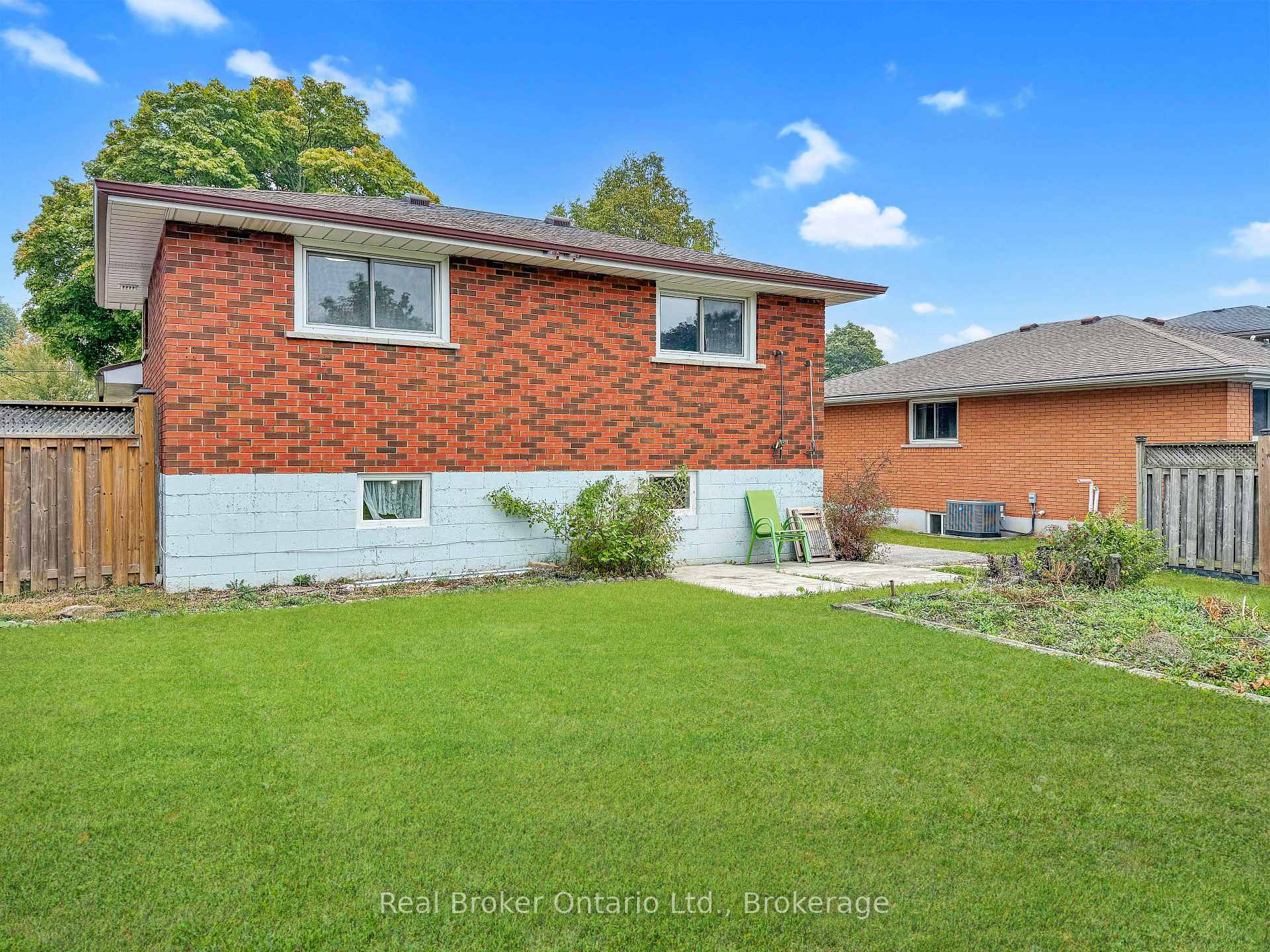Photo 33 of 14 Anson Avenue, Hamilton, Lisgar — HOMEH