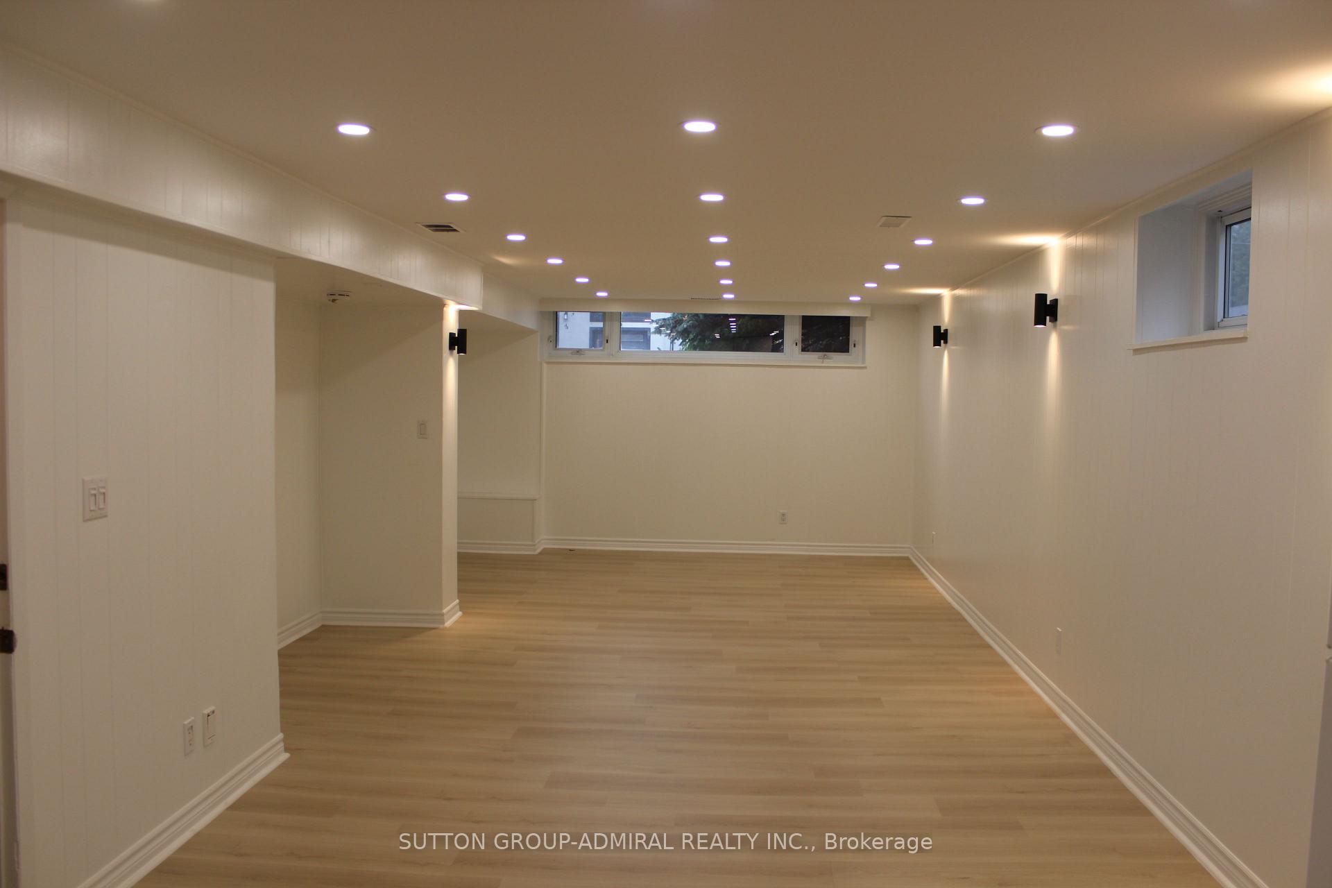 Photo 6 of Unit Lower Unit, 63 Aurora Heights Drive, Aurora, Aurora Heights — HOMEH