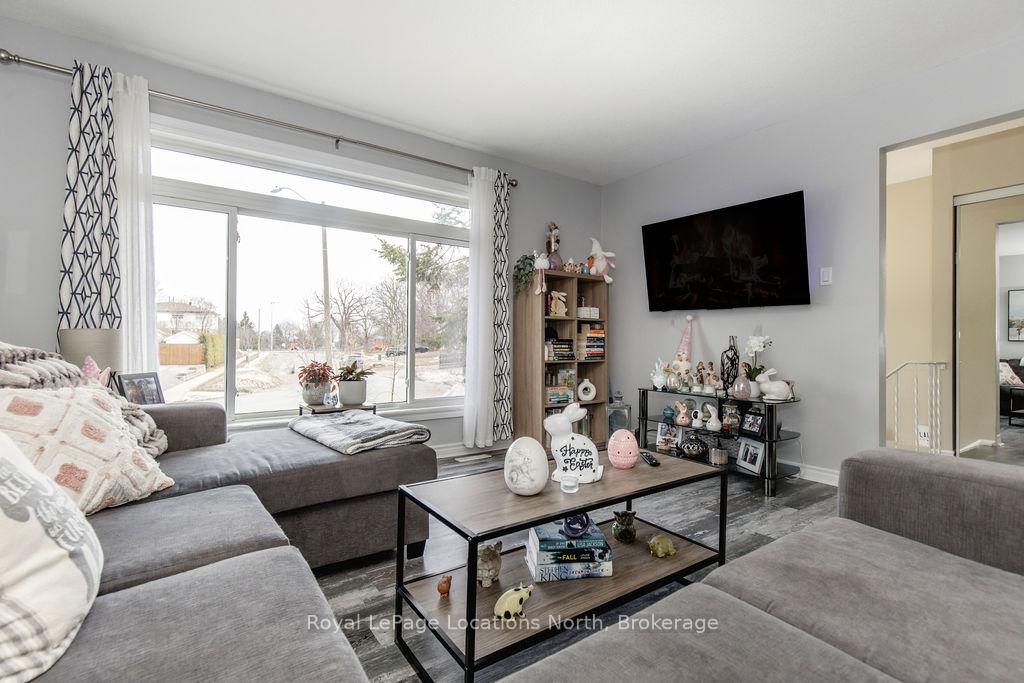 Photo 6 of 44 Carlton Road, Barrie, Cundles East — HOMEH