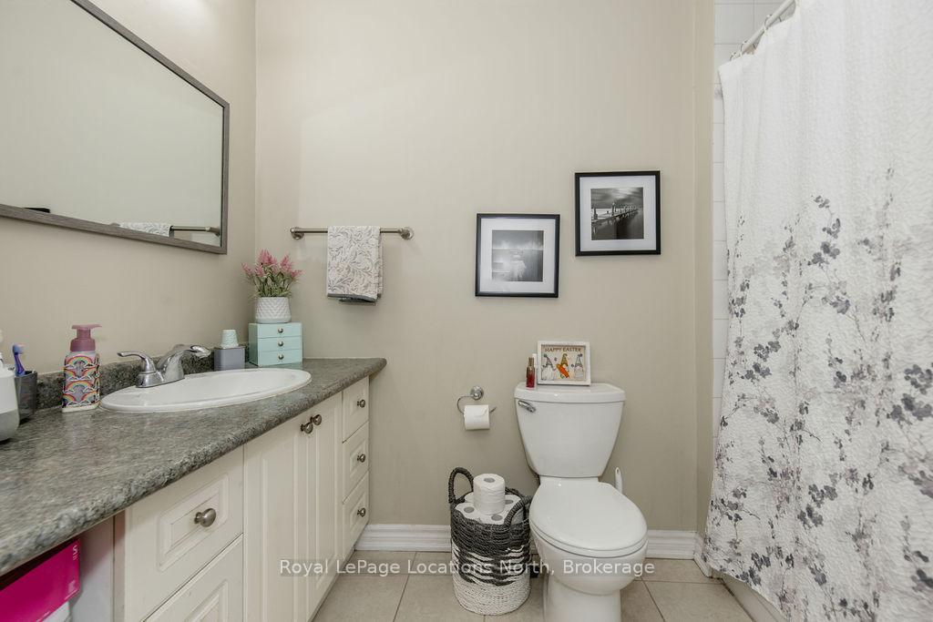 Photo 12 of 44 Carlton Road, Barrie, Cundles East — HOMEH