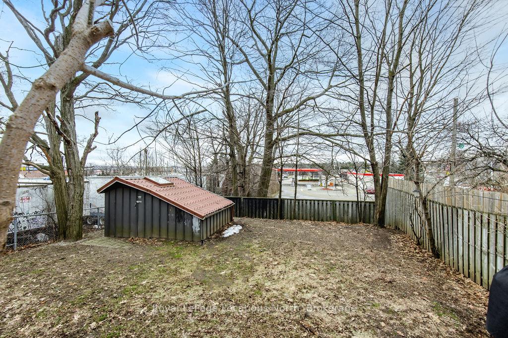 Photo 34 of 44 Carlton Road, Barrie, Cundles East — HOMEH