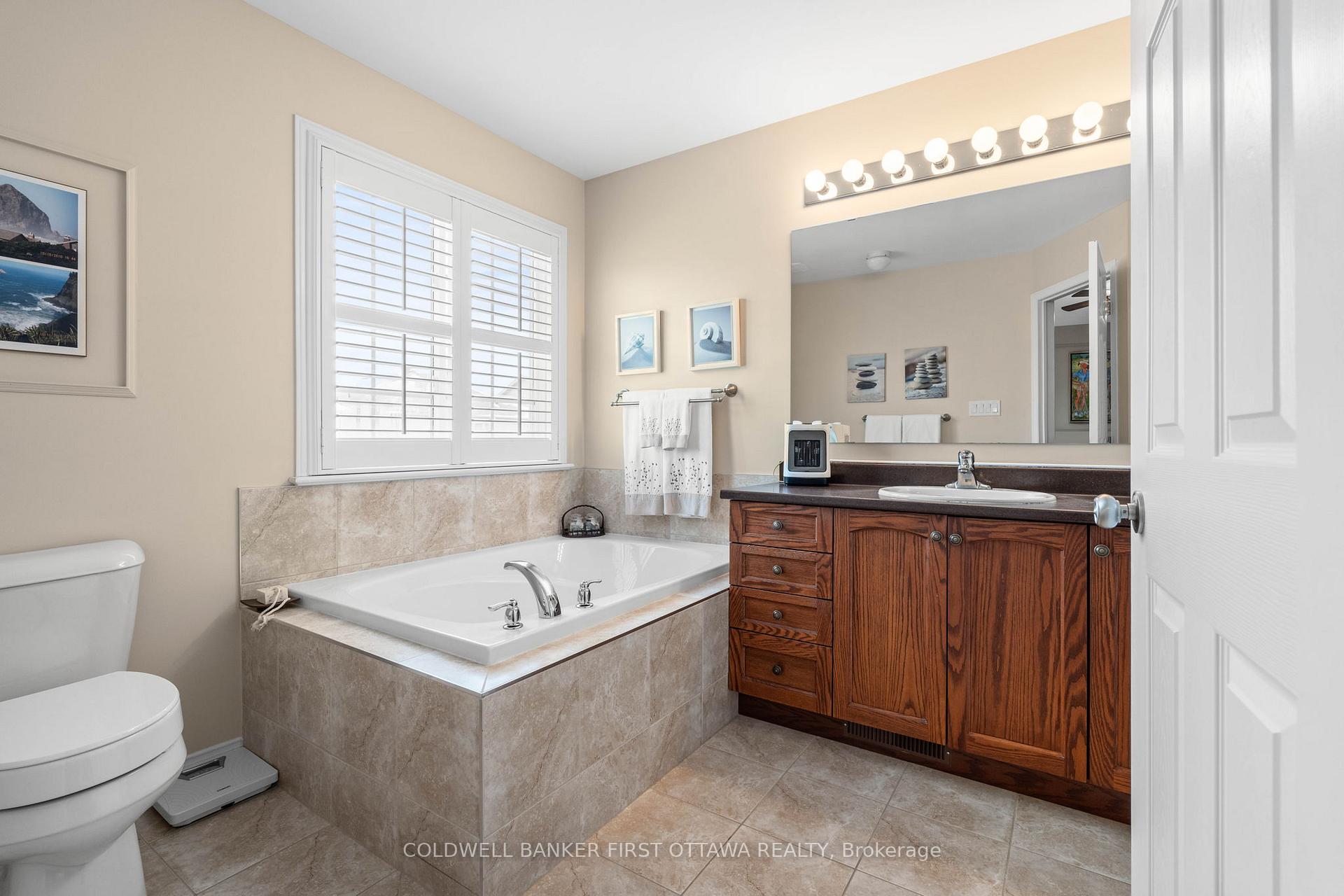 Photo 23 of 147 Cedardown, Ottawa, Barrhaven - Stonebridge — HOMEH