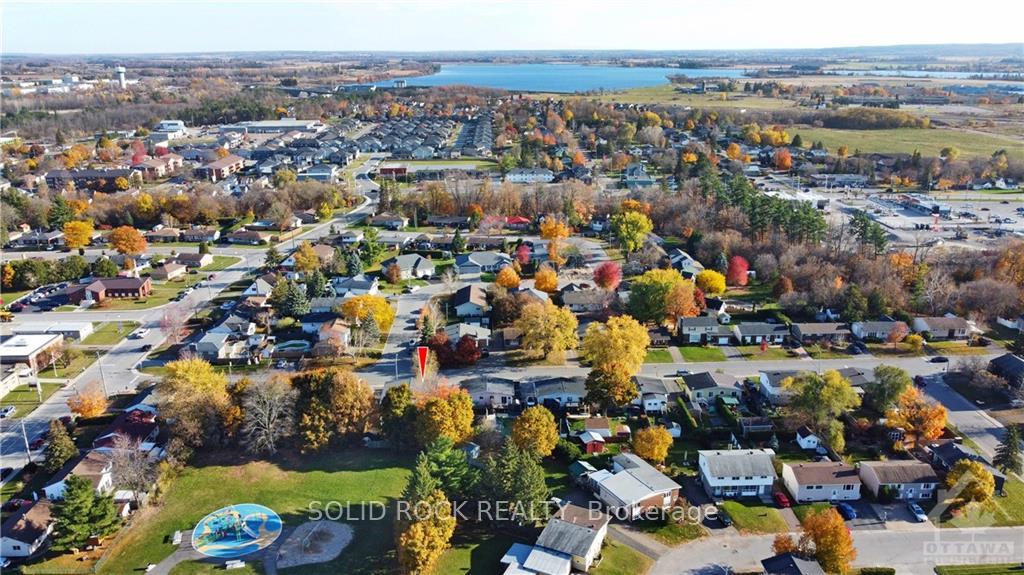 Photo 30 of 189 Allan Drive, Arnprior — HOMEH