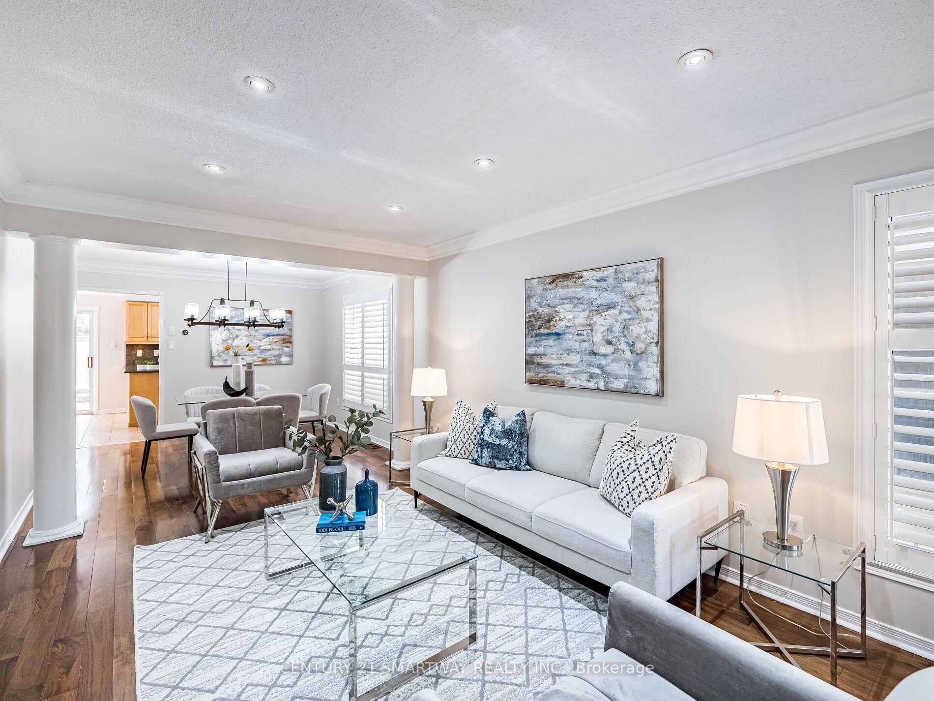 Photo 9 of 124 Porchlight Road, Brampton, Fletcher's Creek Village — HOMEH
