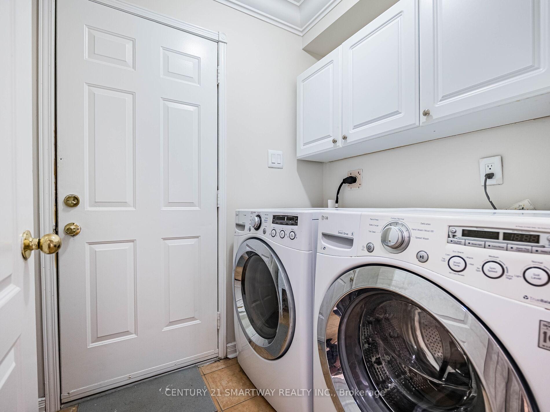 Photo 20 of 124 Porchlight Road, Brampton, Fletcher's Creek Village — HOMEH