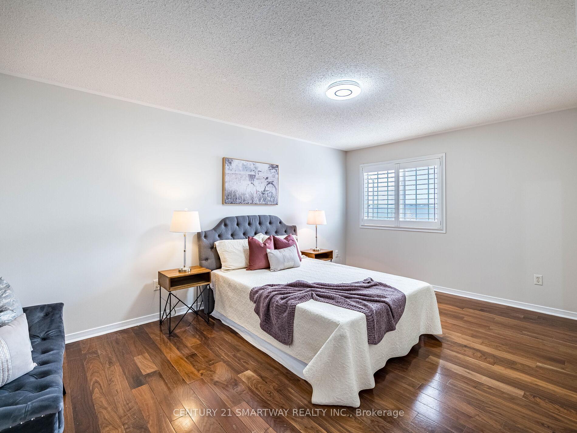 Photo 22 of 124 Porchlight Road, Brampton, Fletcher's Creek Village — HOMEH