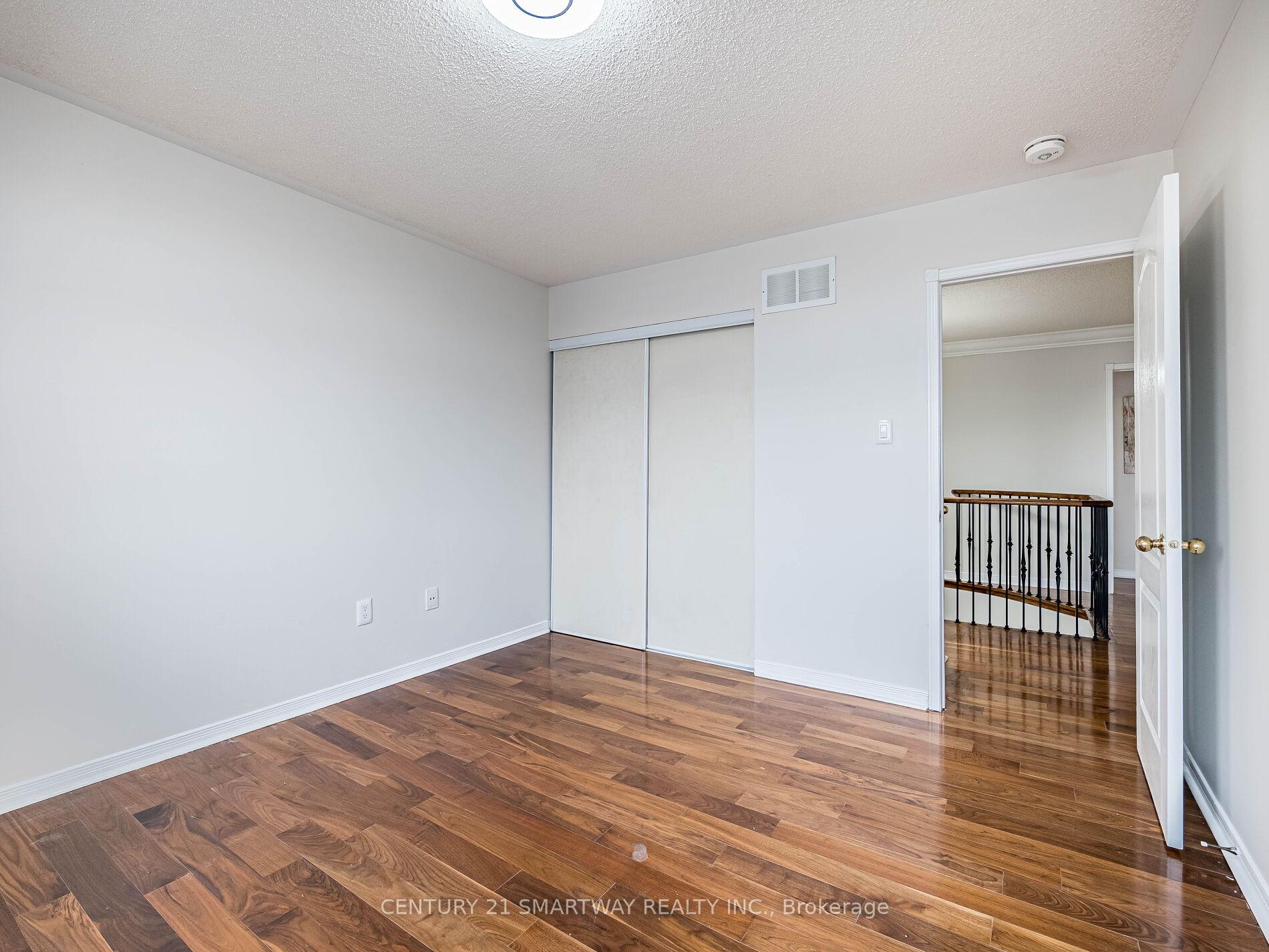 Photo 32 of 124 Porchlight Road, Brampton, Fletcher's Creek Village — HOMEH