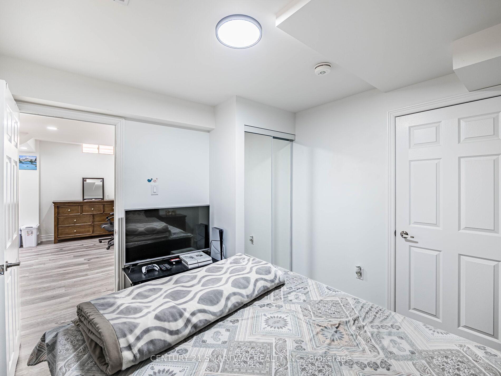 Photo 43 of 124 Porchlight Road, Brampton, Fletcher's Creek Village — HOMEH