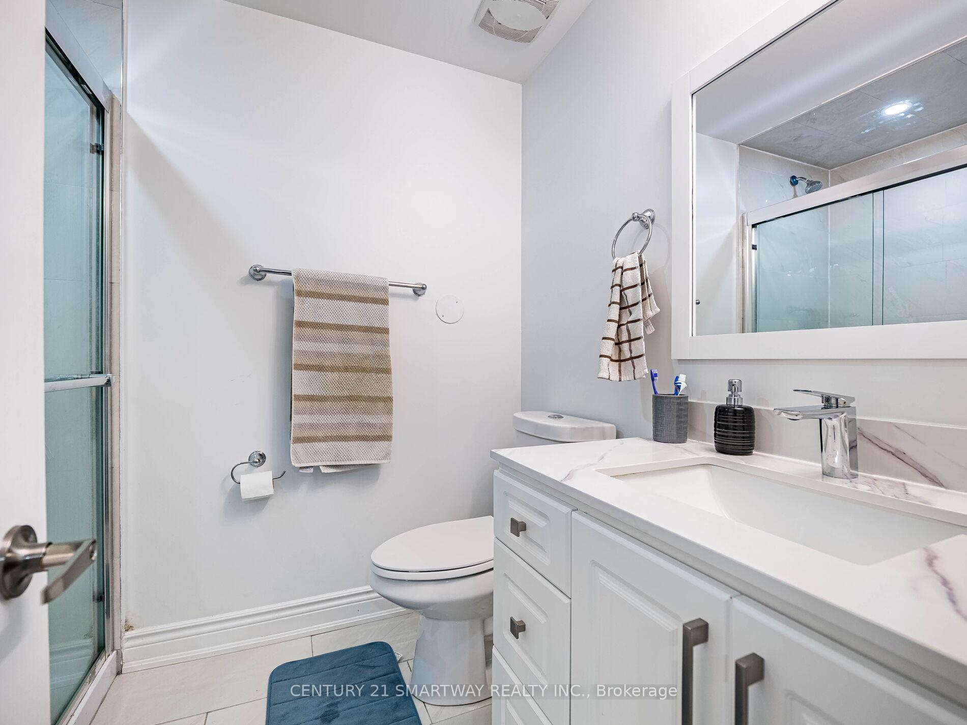 Photo 45 of 124 Porchlight Road, Brampton, Fletcher's Creek Village — HOMEH