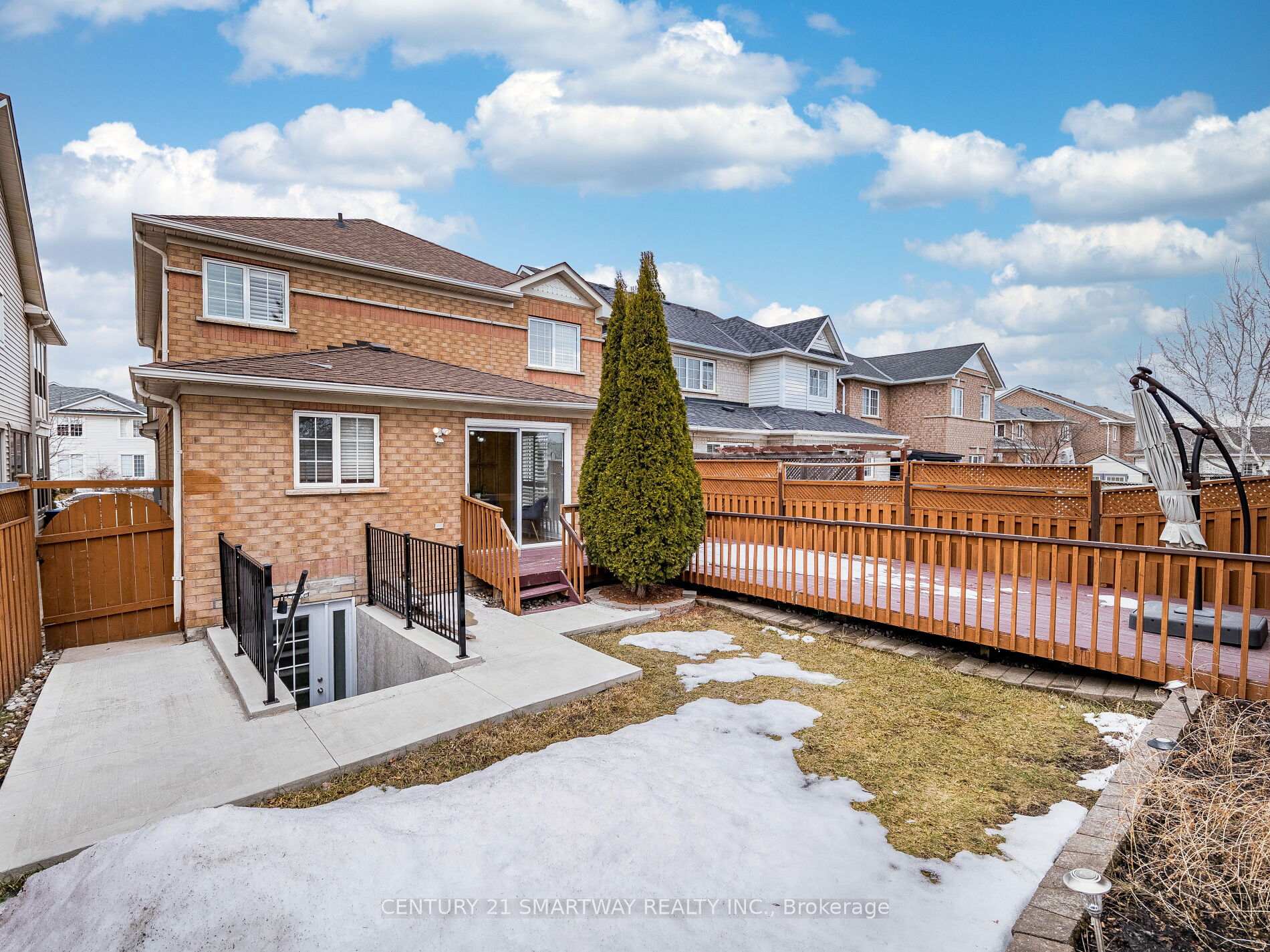 Photo 47 of 124 Porchlight Road, Brampton, Fletcher's Creek Village — HOMEH