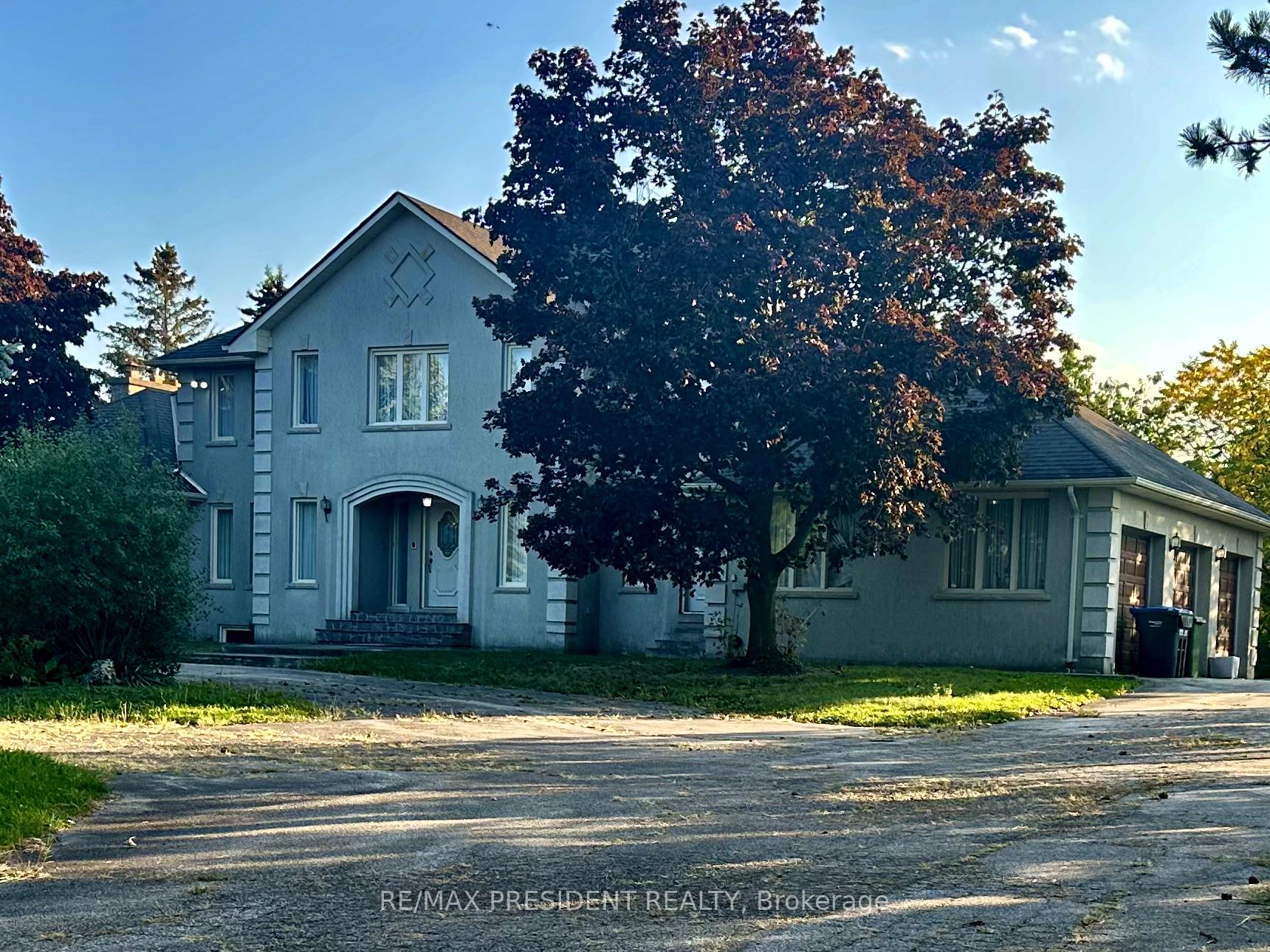 Photo 4 of 10924 Mcvean Drive, Brampton, Toronto Gore Rural Estate — HOMEH