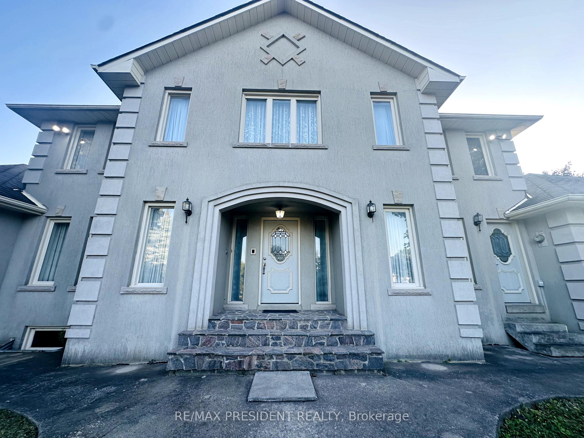 Photo 7 of 10924 Mcvean Drive, Brampton, Toronto Gore Rural Estate — HOMEH