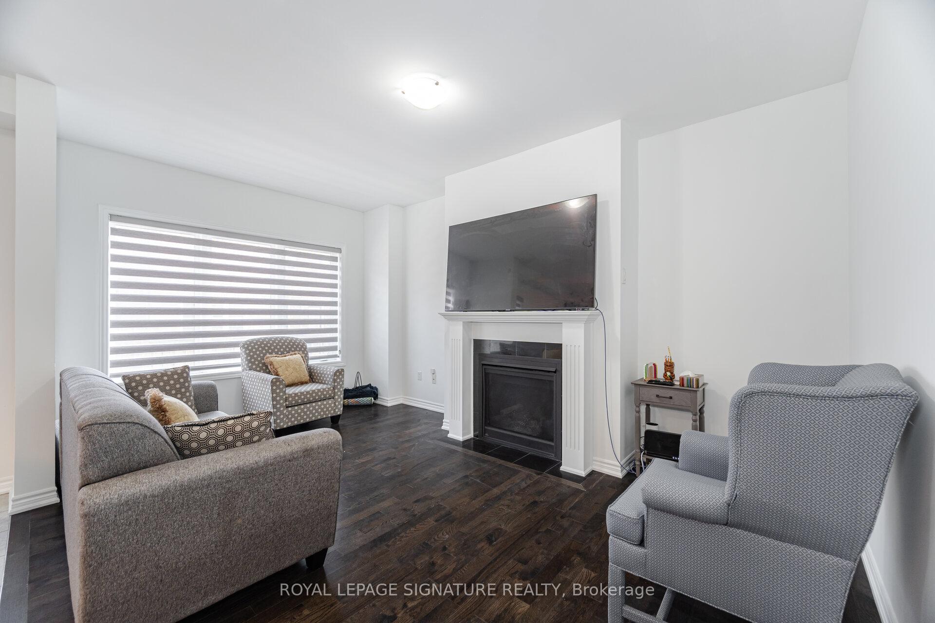 Photo 6 of 481 Brisdale Drive, Brampton, Northwest Brampton — HOMEH