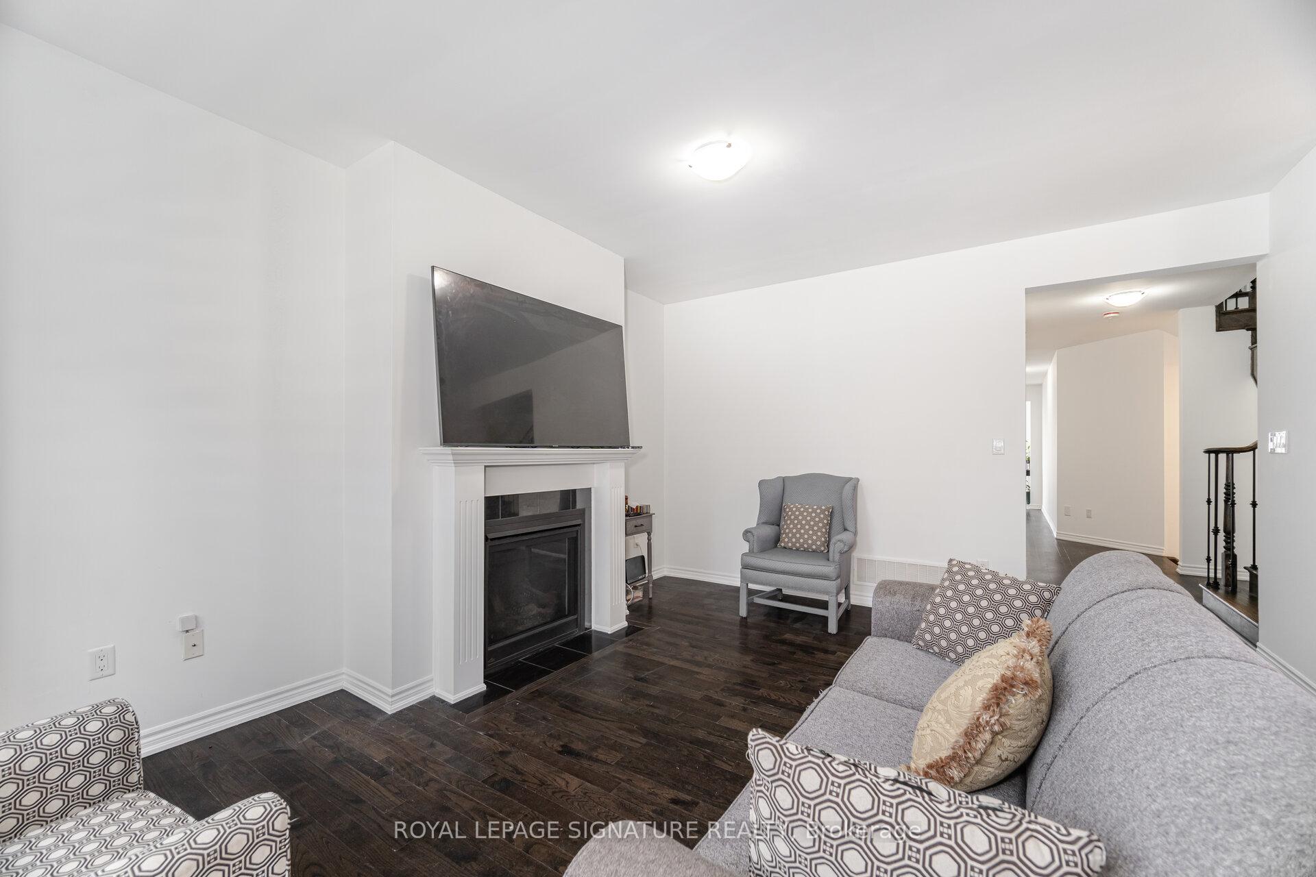 Photo 12 of 481 Brisdale Drive, Brampton, Northwest Brampton — HOMEH