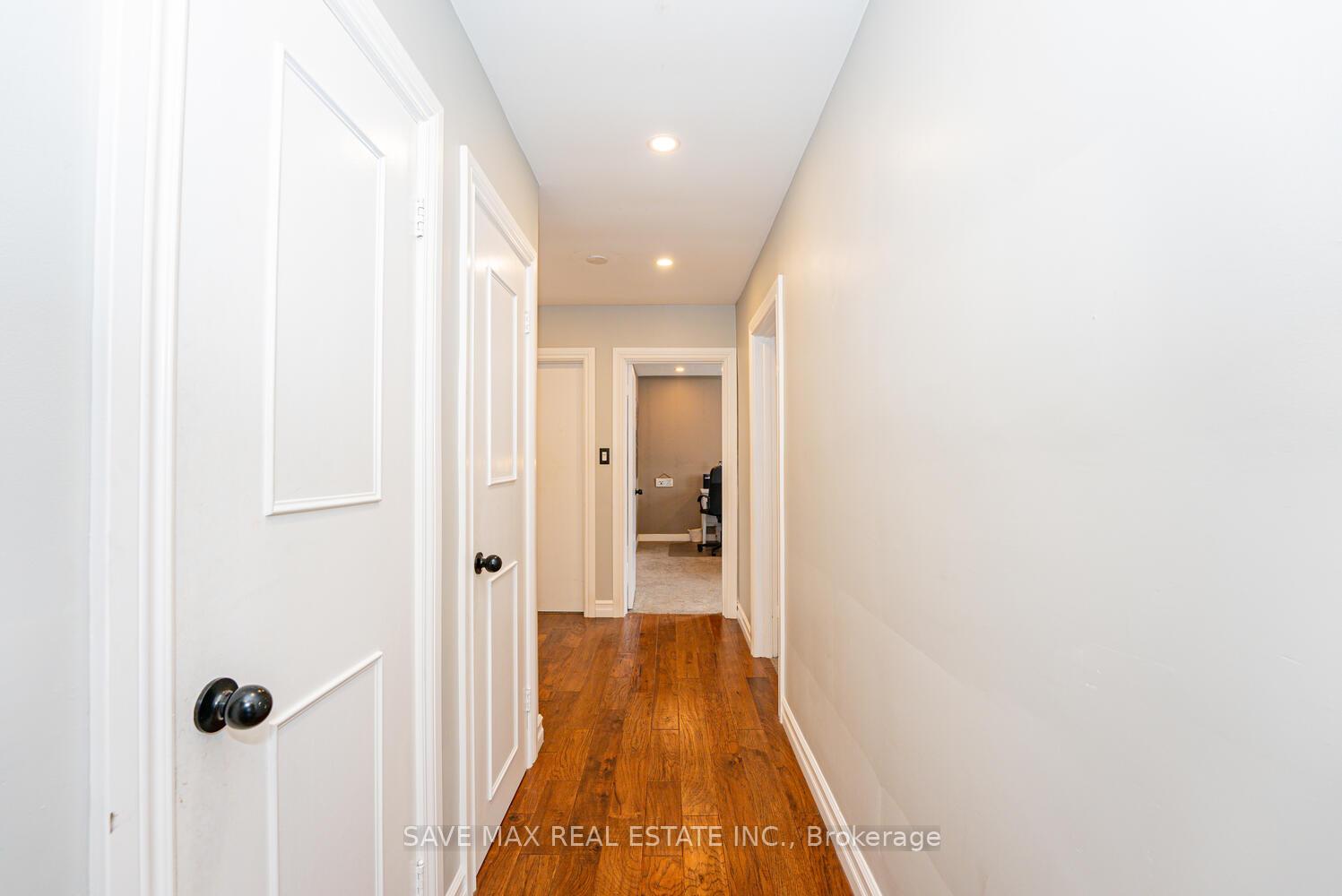 Photo 23 of 335 Goodram Drive S, Burlington, Shoreacres — HOMEH
