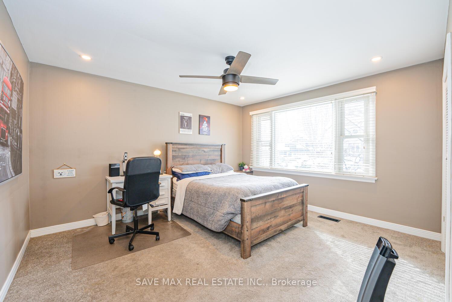 Photo 24 of 335 Goodram Drive S, Burlington, Shoreacres — HOMEH