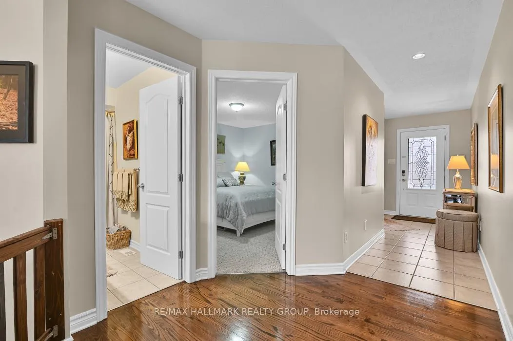 Photo 7 of 18 Spinney Way, Ottawa, Barrhaven - Longfields — HOMEH