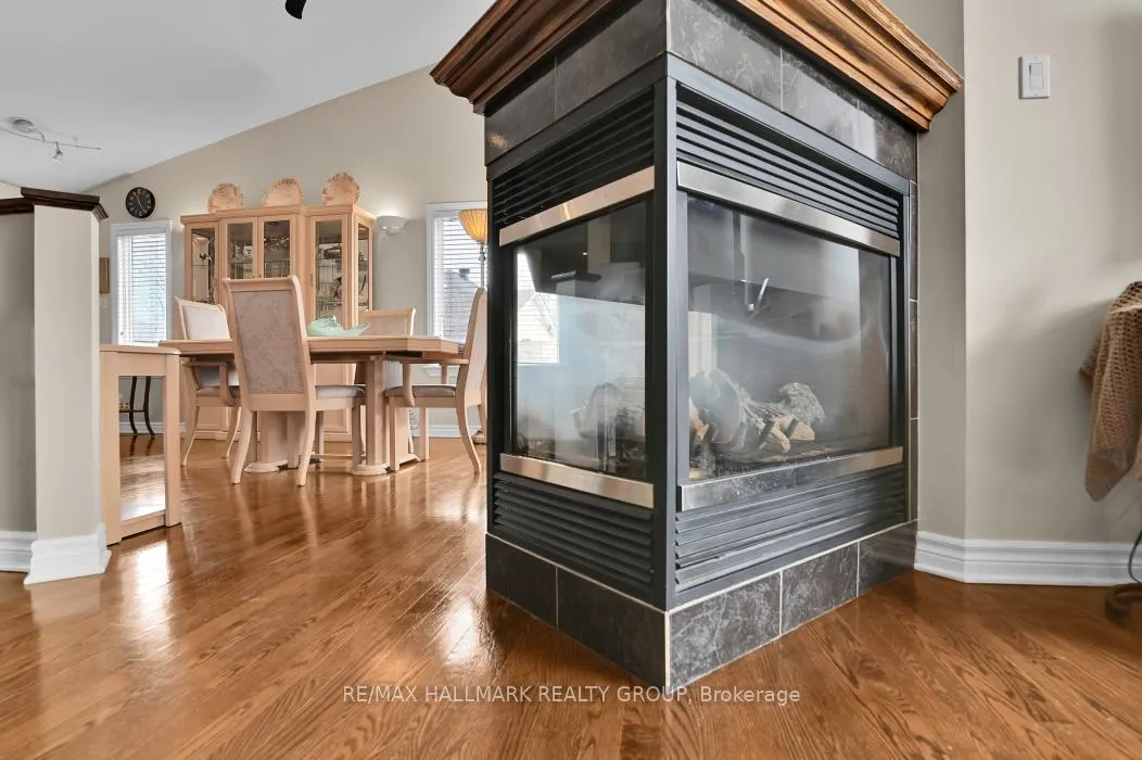 Photo 15 of 18 Spinney Way, Ottawa, Barrhaven - Longfields — HOMEH