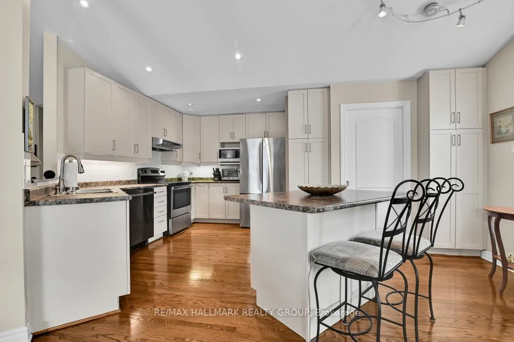 Photo 18 of 18 Spinney Way, Ottawa, Barrhaven - Longfields — HOMEH