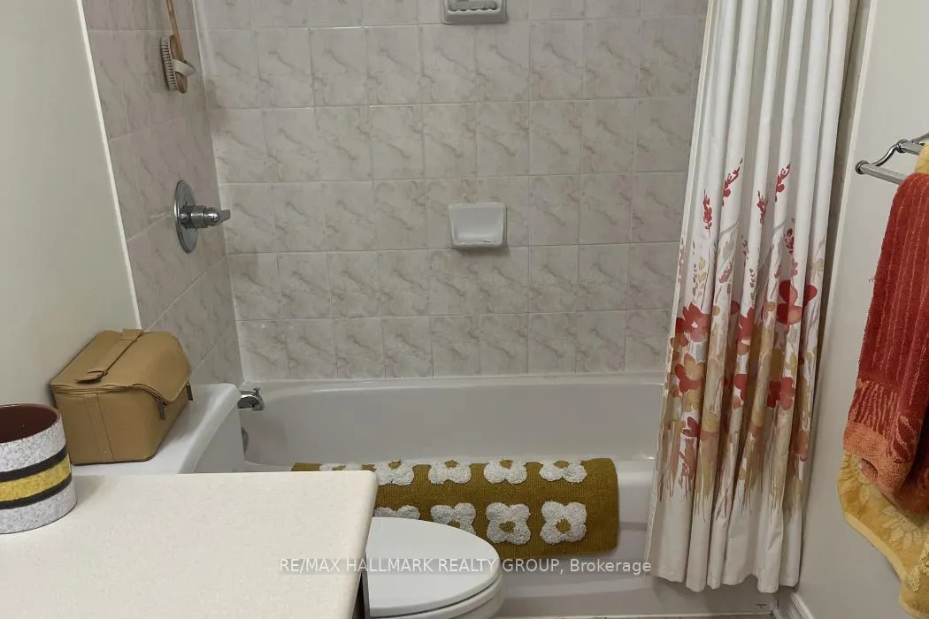Photo 38 of 18 Spinney Way, Ottawa, Barrhaven - Longfields — HOMEH