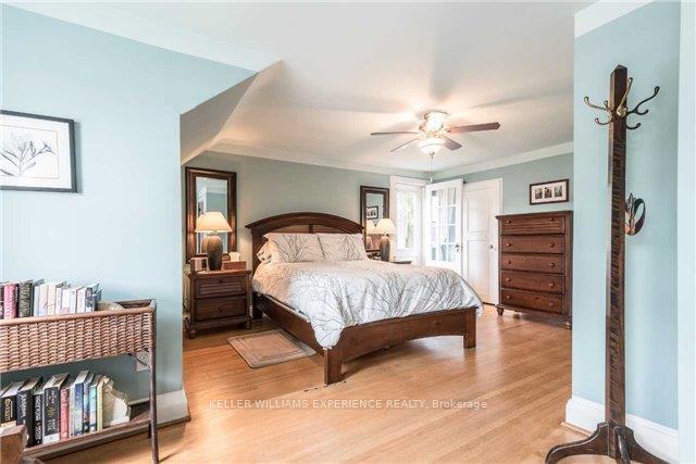 Photo 10 of 21 Wellington Street E, Barrie, Codrington — HOMEH