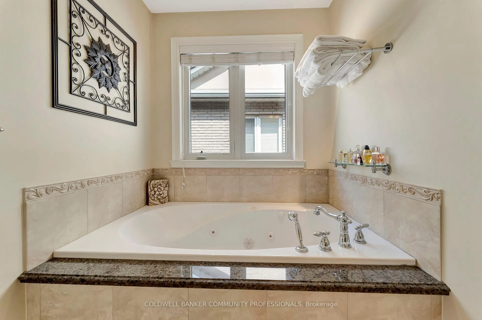 Photo 30 of 46 Orr Crescent, Hamilton, Stoney Creek — HOMEH