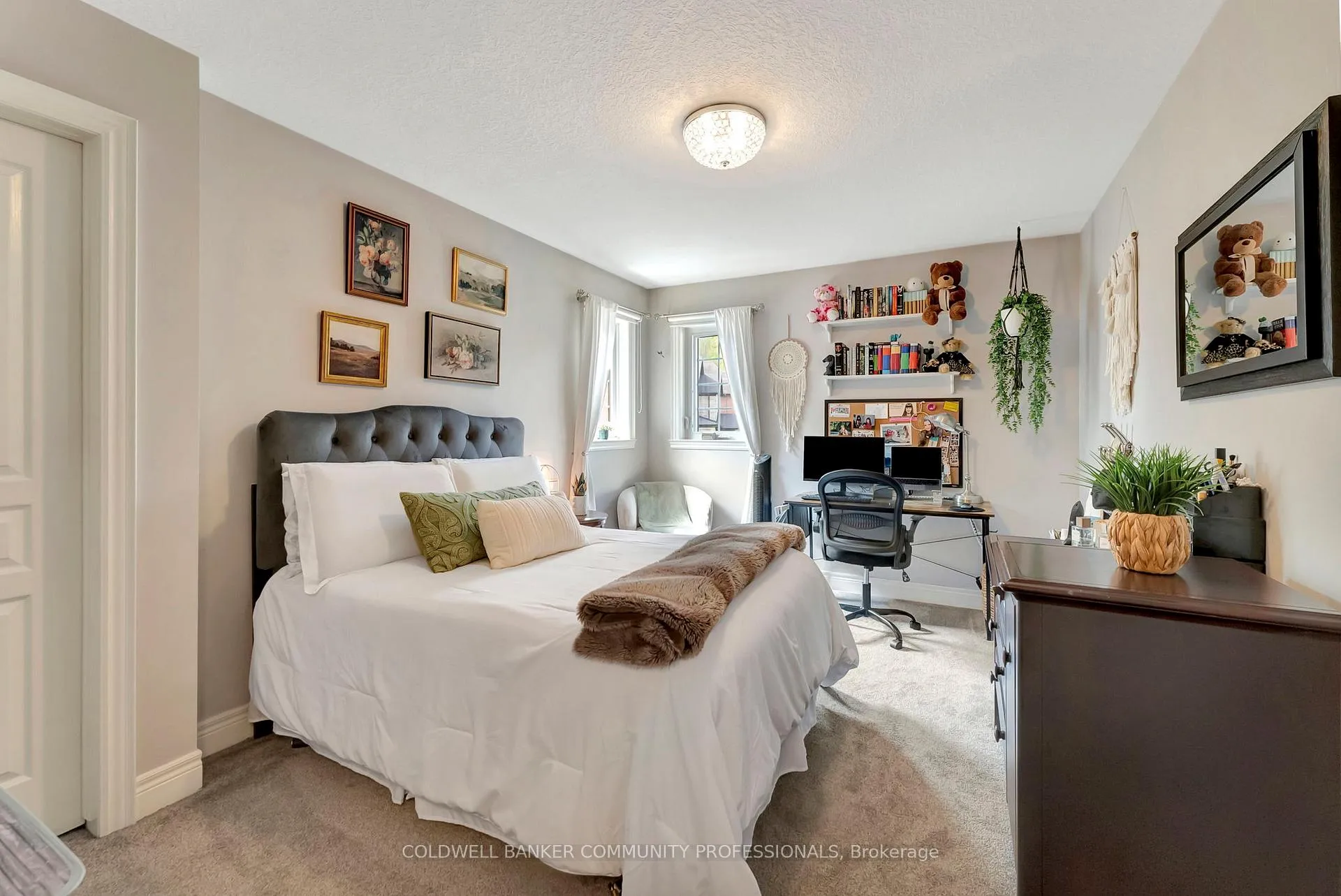 Photo 36 of 46 Orr Crescent, Hamilton, Stoney Creek — HOMEH