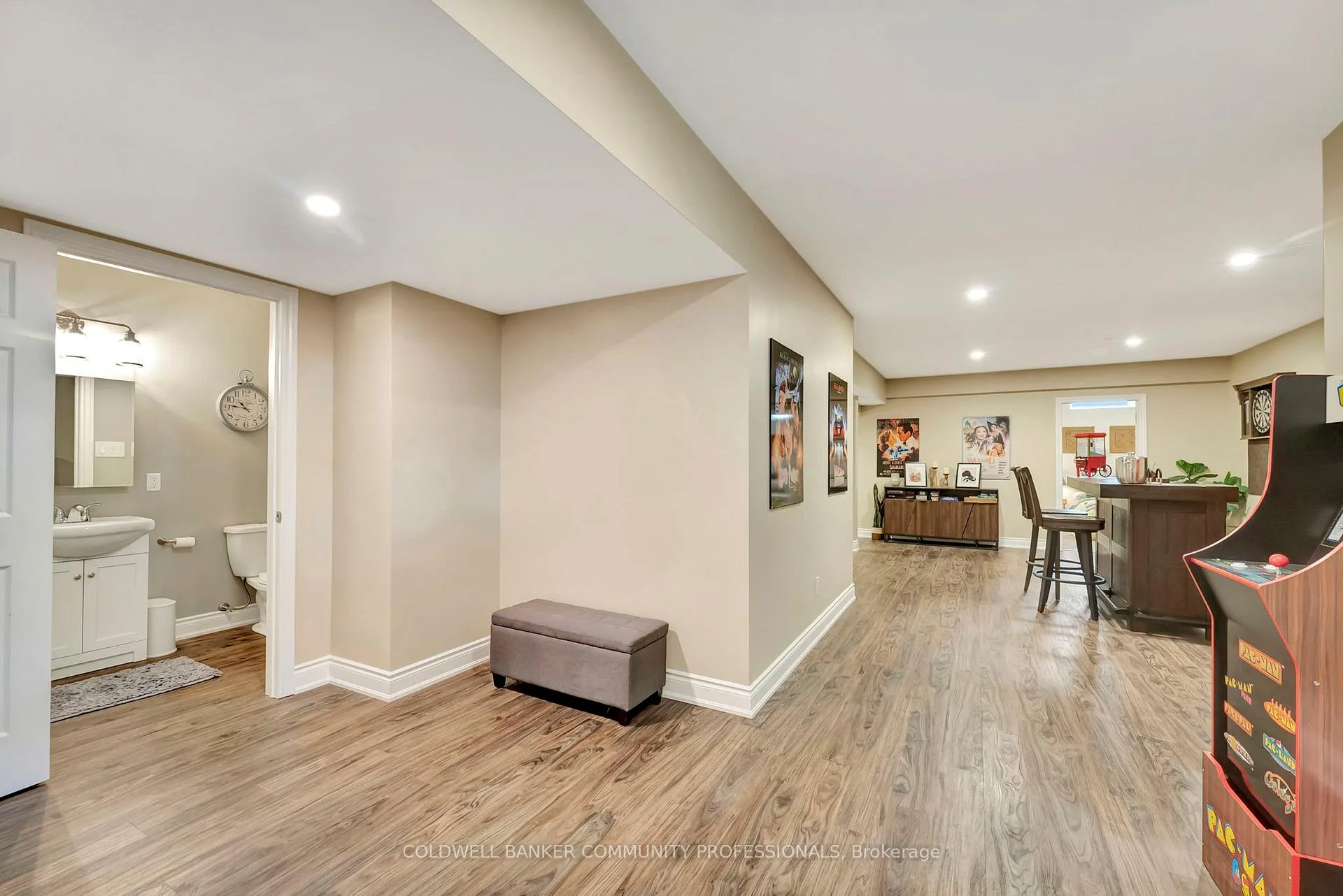 Photo 43 of 46 Orr Crescent, Hamilton, Stoney Creek — HOMEH