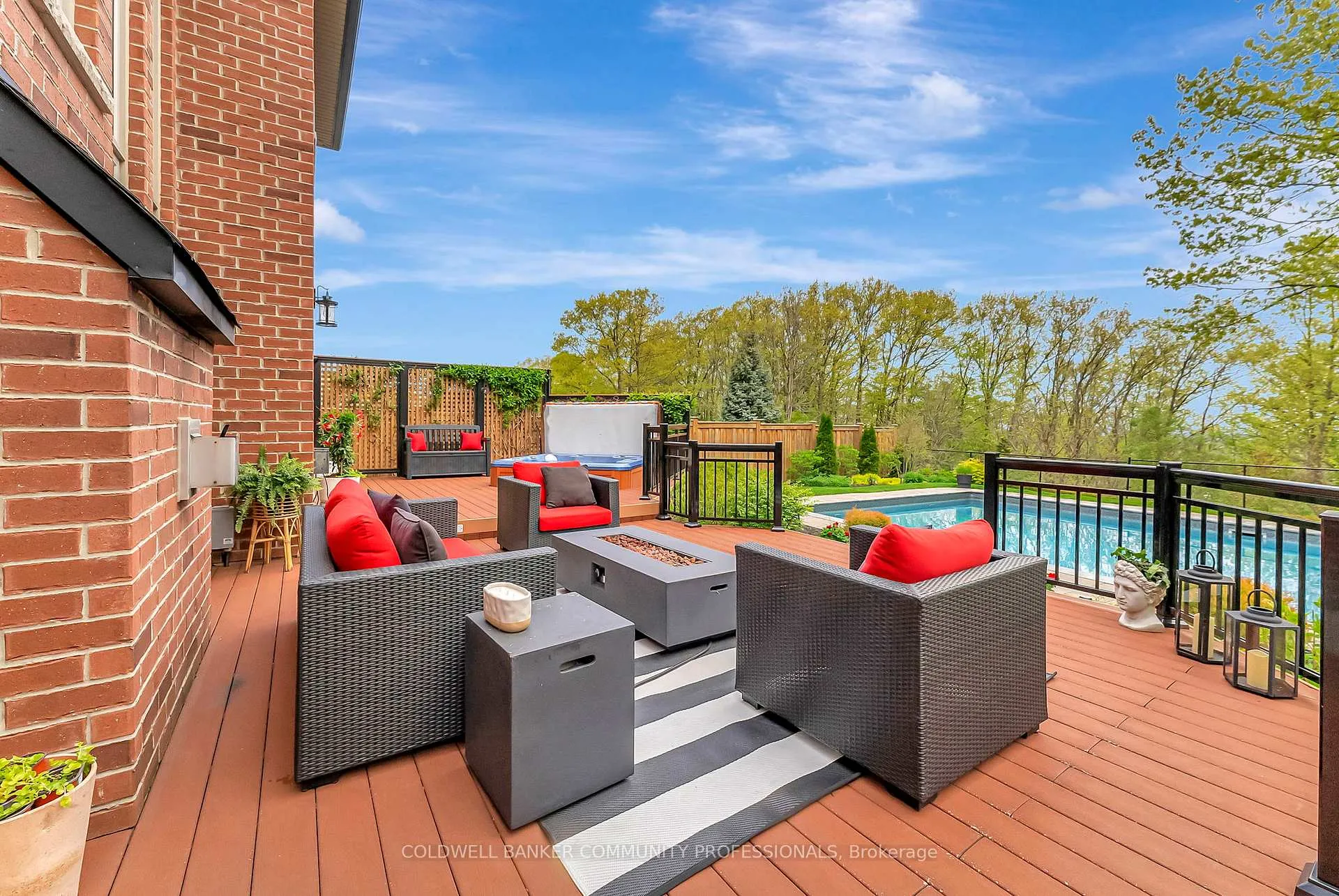 Photo 47 of 46 Orr Crescent, Hamilton, Stoney Creek — HOMEH