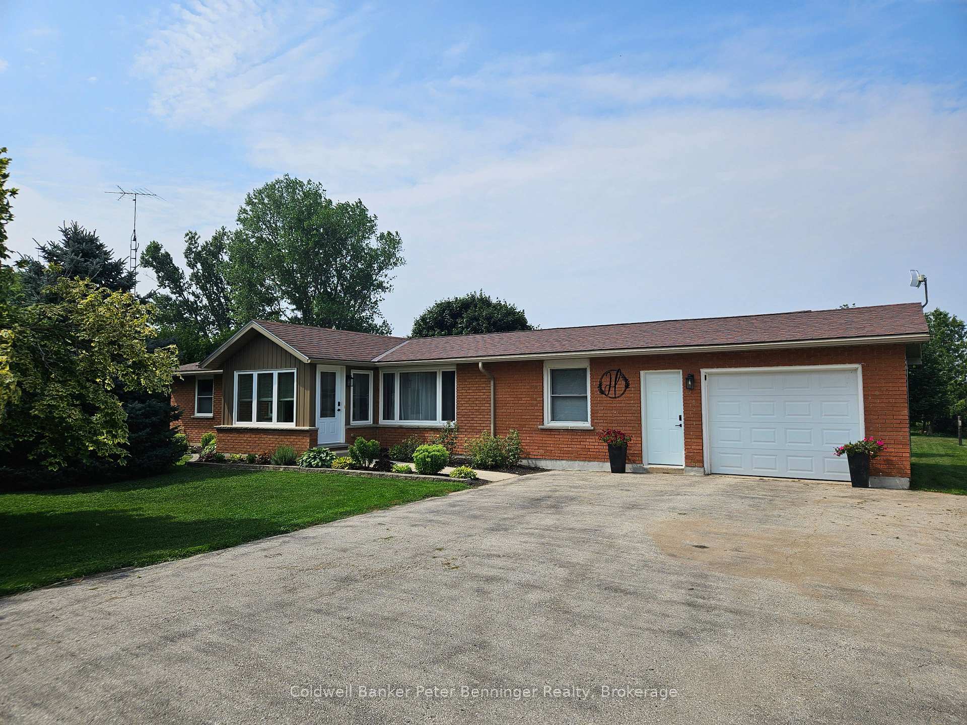 Photo 1 of 302 Concession 2 Ndr, Brockton — HOMEH