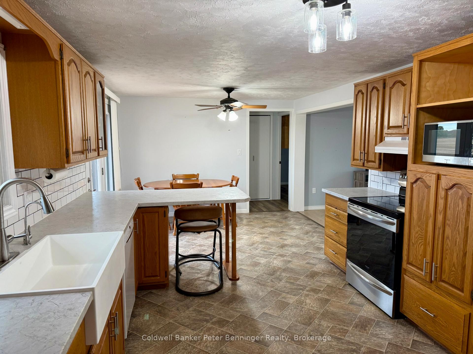 Photo 22 of 302 Concession 2 Ndr, Brockton — HOMEH