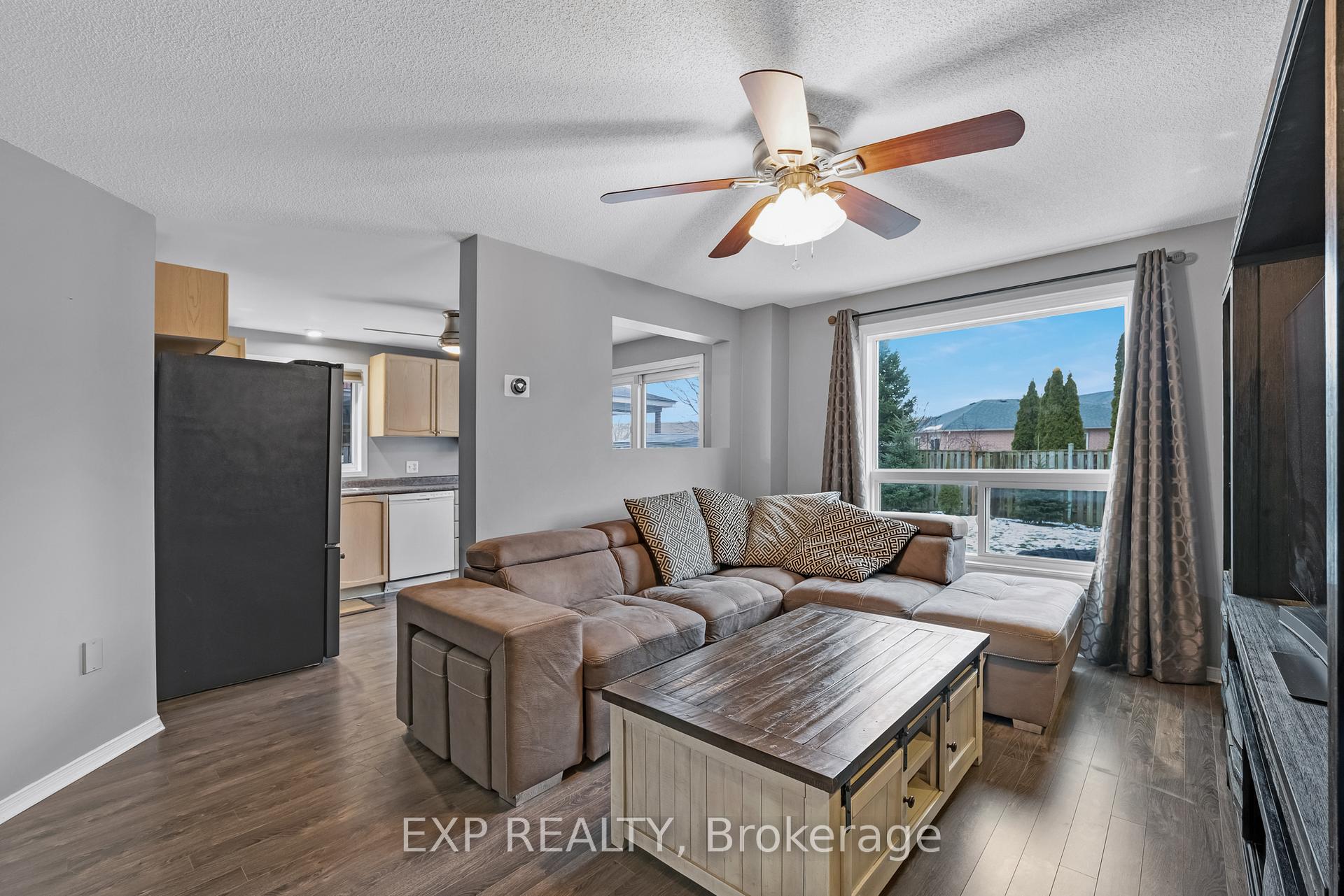 Photo 7 of 73 Srigley Street, Barrie, Holly — HOMEH