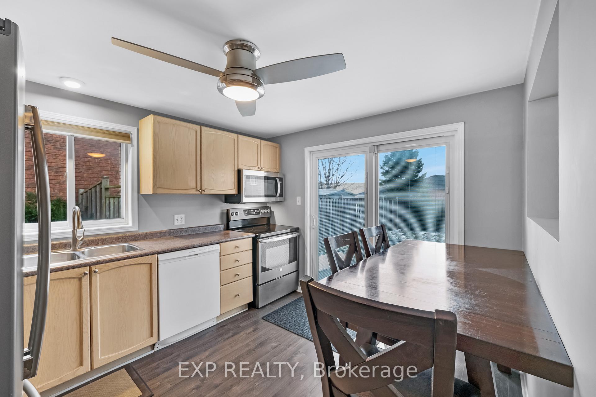 Photo 9 of 73 Srigley Street, Barrie, Holly — HOMEH