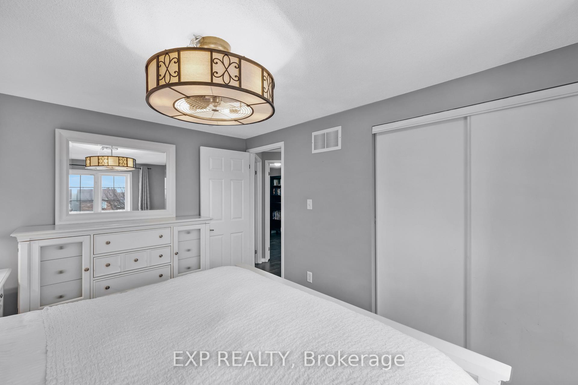 Photo 18 of 73 Srigley Street, Barrie, Holly — HOMEH