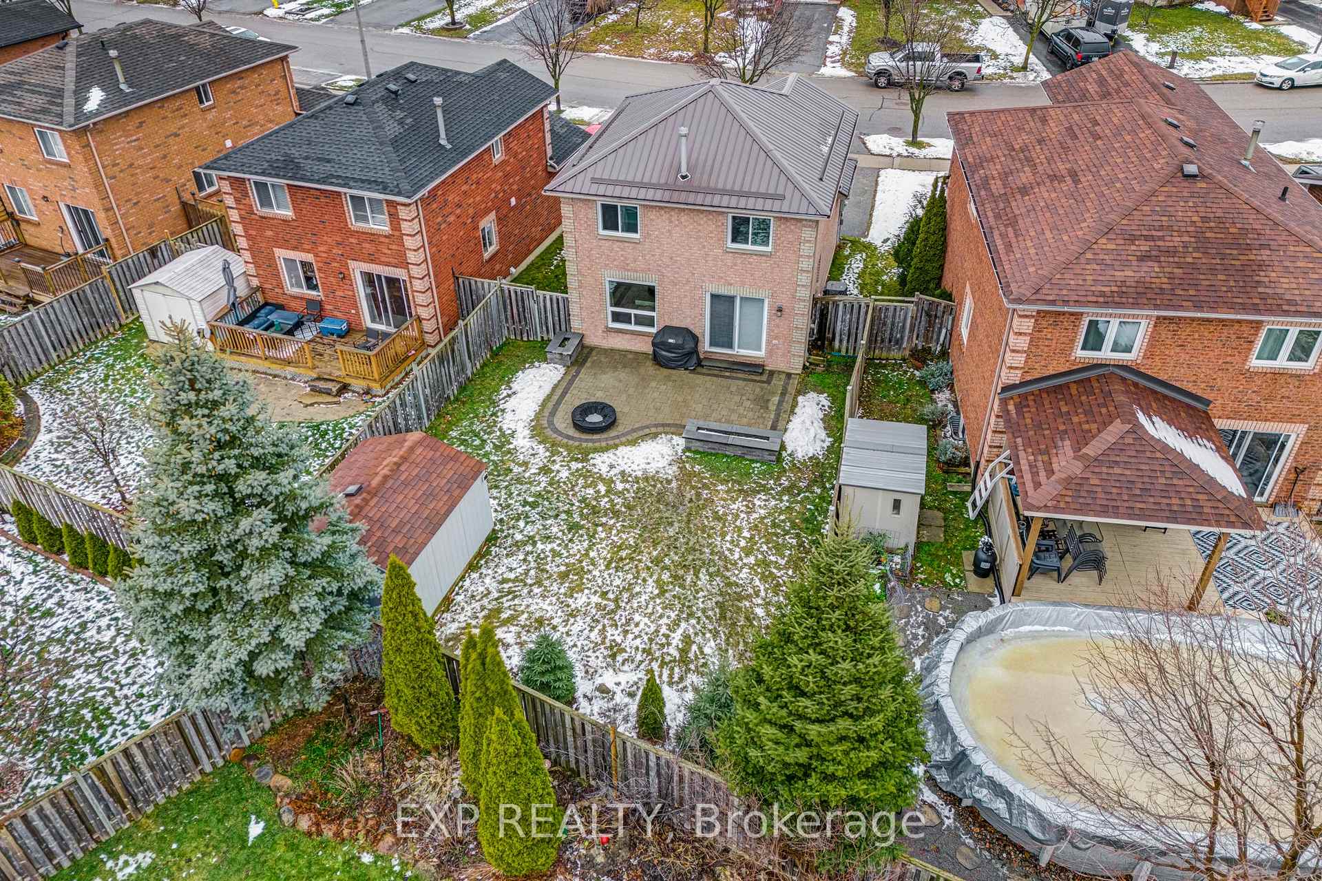 Photo 32 of 73 Srigley Street, Barrie, Holly — HOMEH