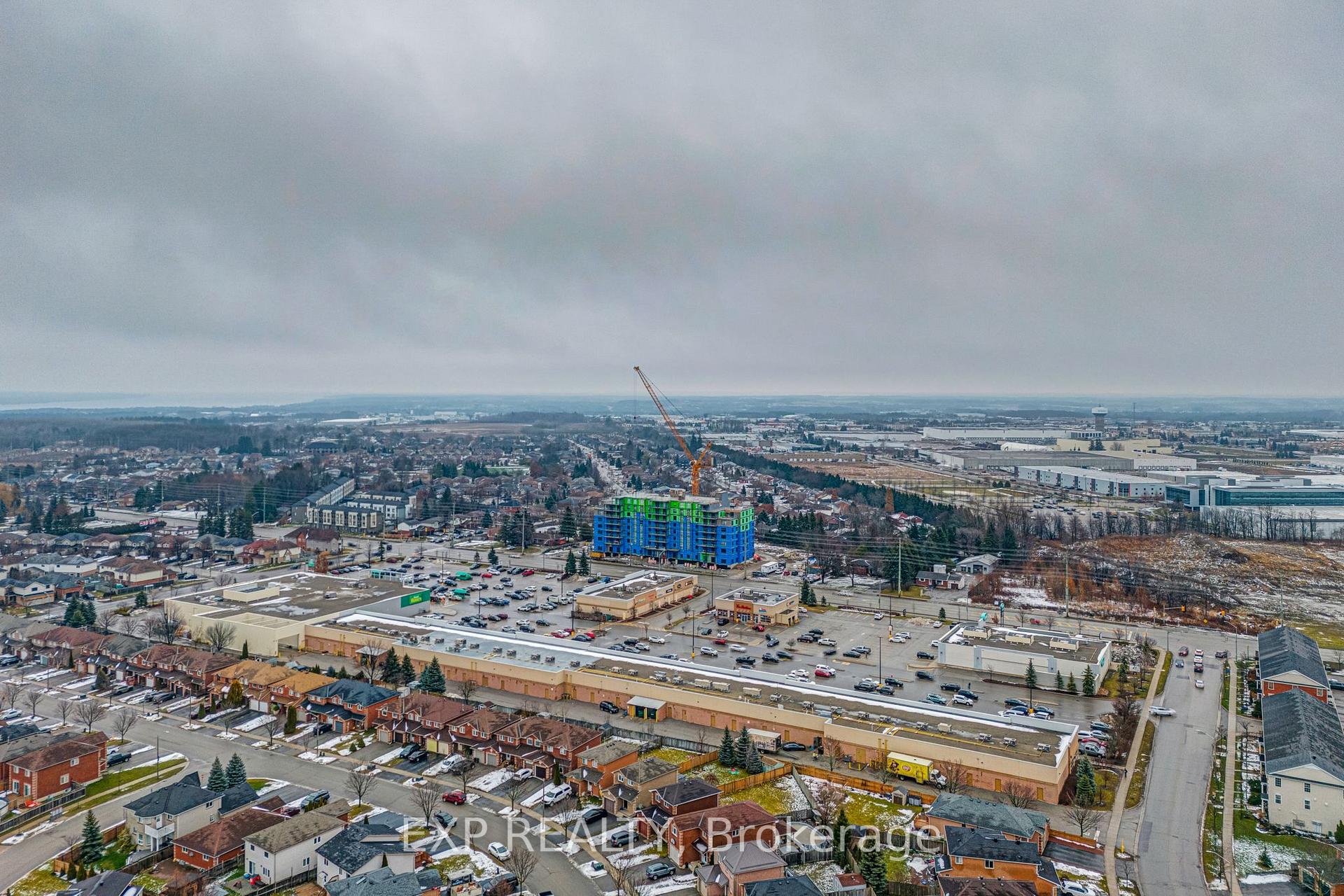 Photo 34 of 73 Srigley Street, Barrie, Holly — HOMEH