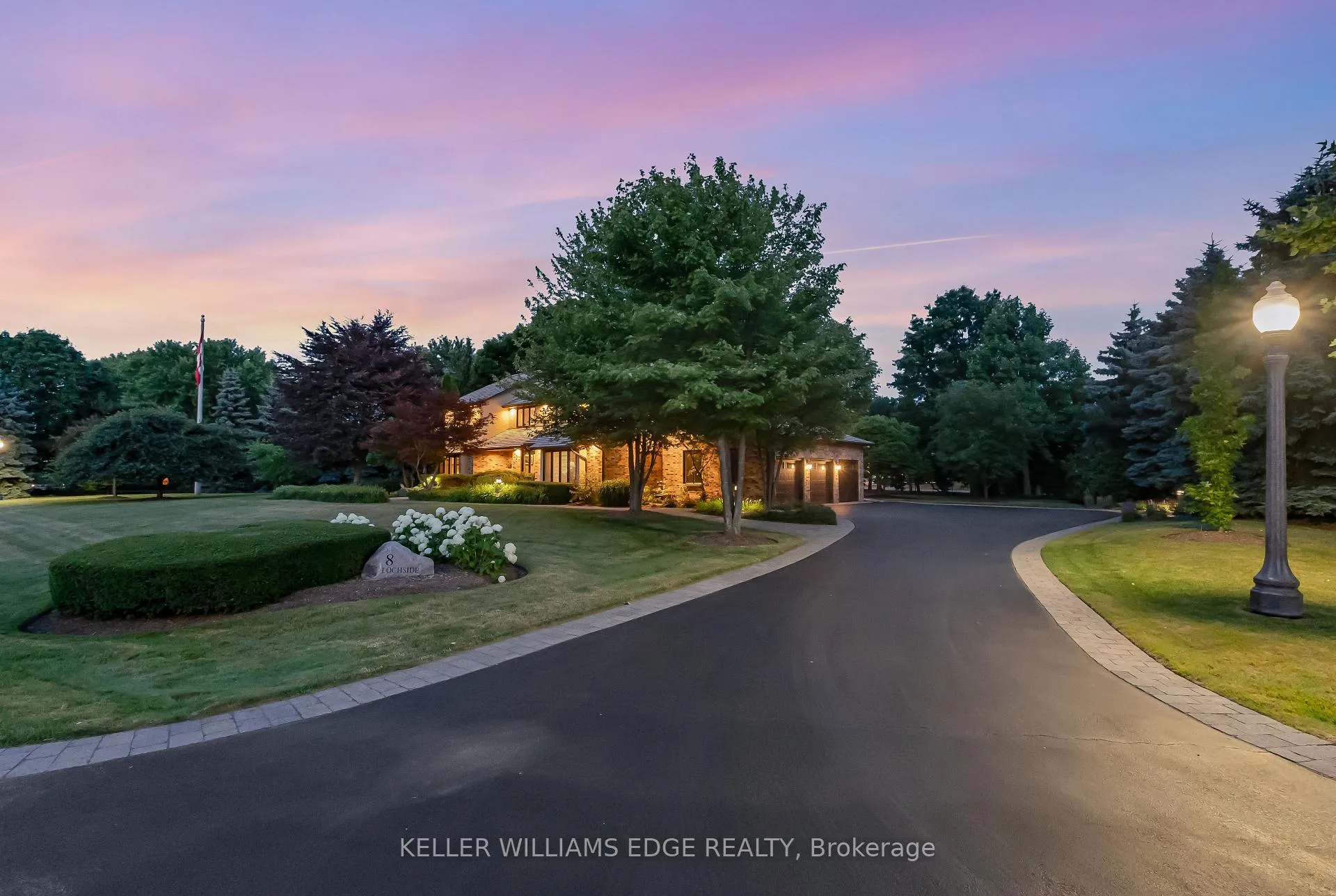 Photo 5 of 8 Lochside Drive, Hamilton, Winona Park — HOMEH