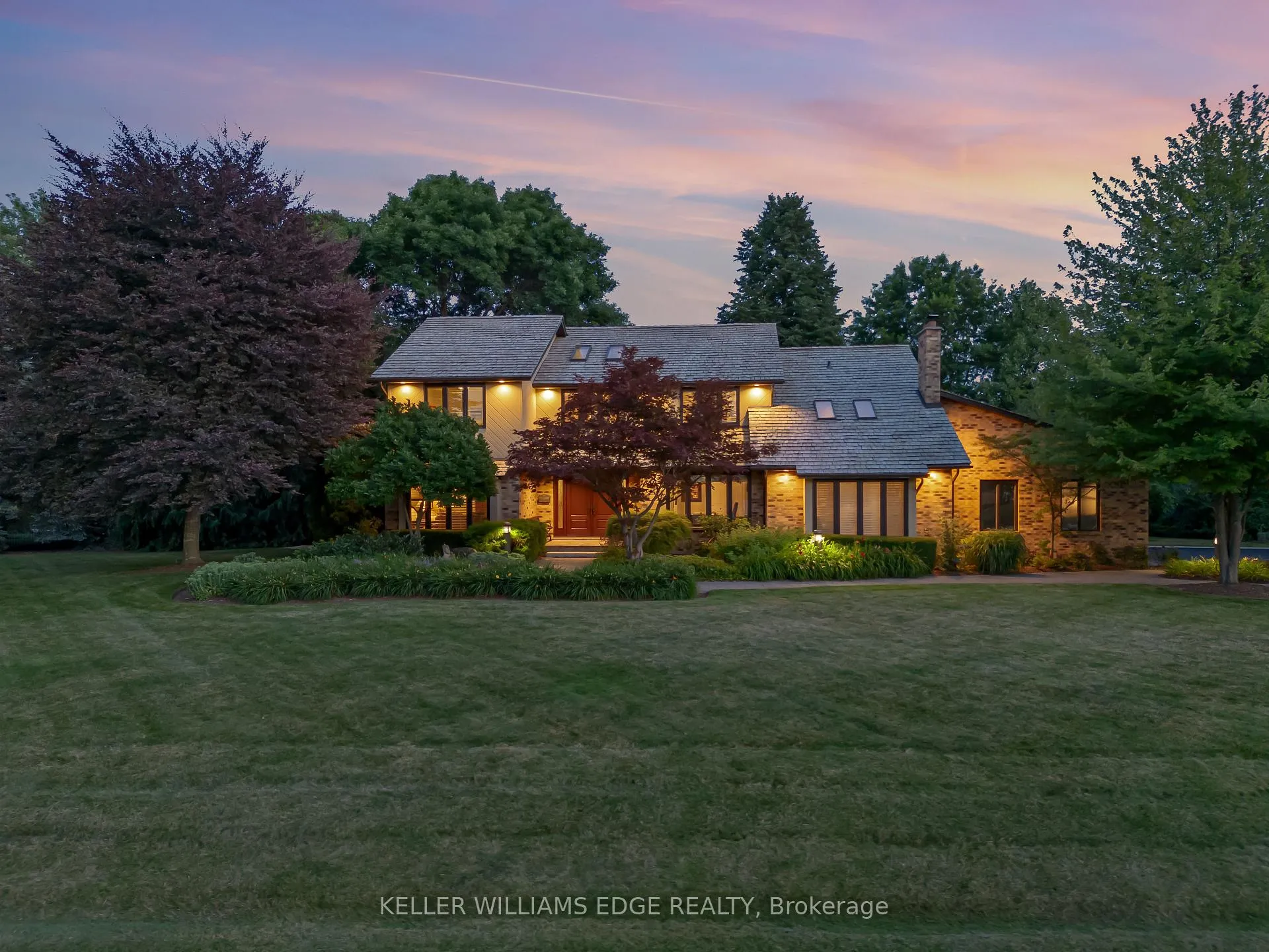 Photo 37 of 8 Lochside Drive, Hamilton, Winona Park — HOMEH