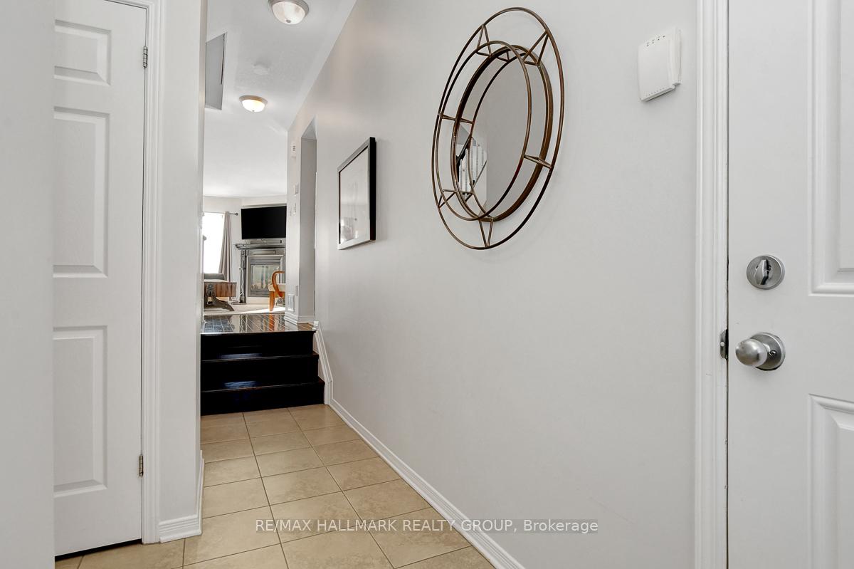 Photo 14 of 211 Sorento Street, Ottawa, Barrhaven - Strandherd — HOMEH