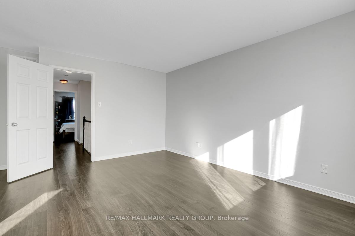 Photo 19 of 211 Sorento Street, Ottawa, Barrhaven - Strandherd — HOMEH