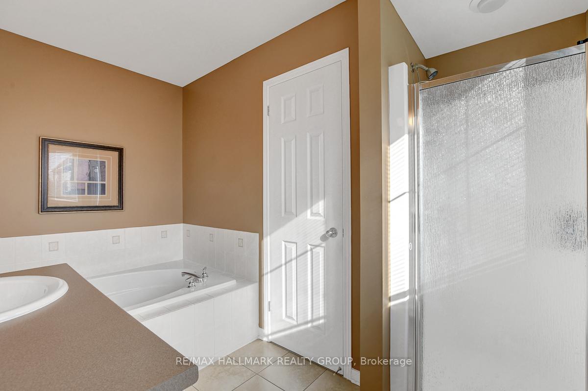 Photo 21 of 211 Sorento Street, Ottawa, Barrhaven - Strandherd — HOMEH