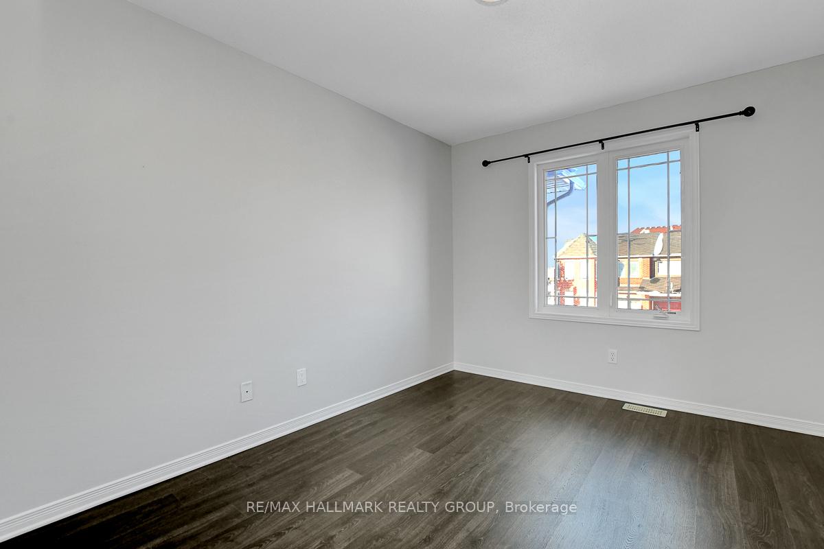 Photo 23 of 211 Sorento Street, Ottawa, Barrhaven - Strandherd — HOMEH