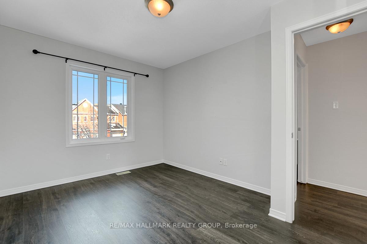 Photo 24 of 211 Sorento Street, Ottawa, Barrhaven - Strandherd — HOMEH