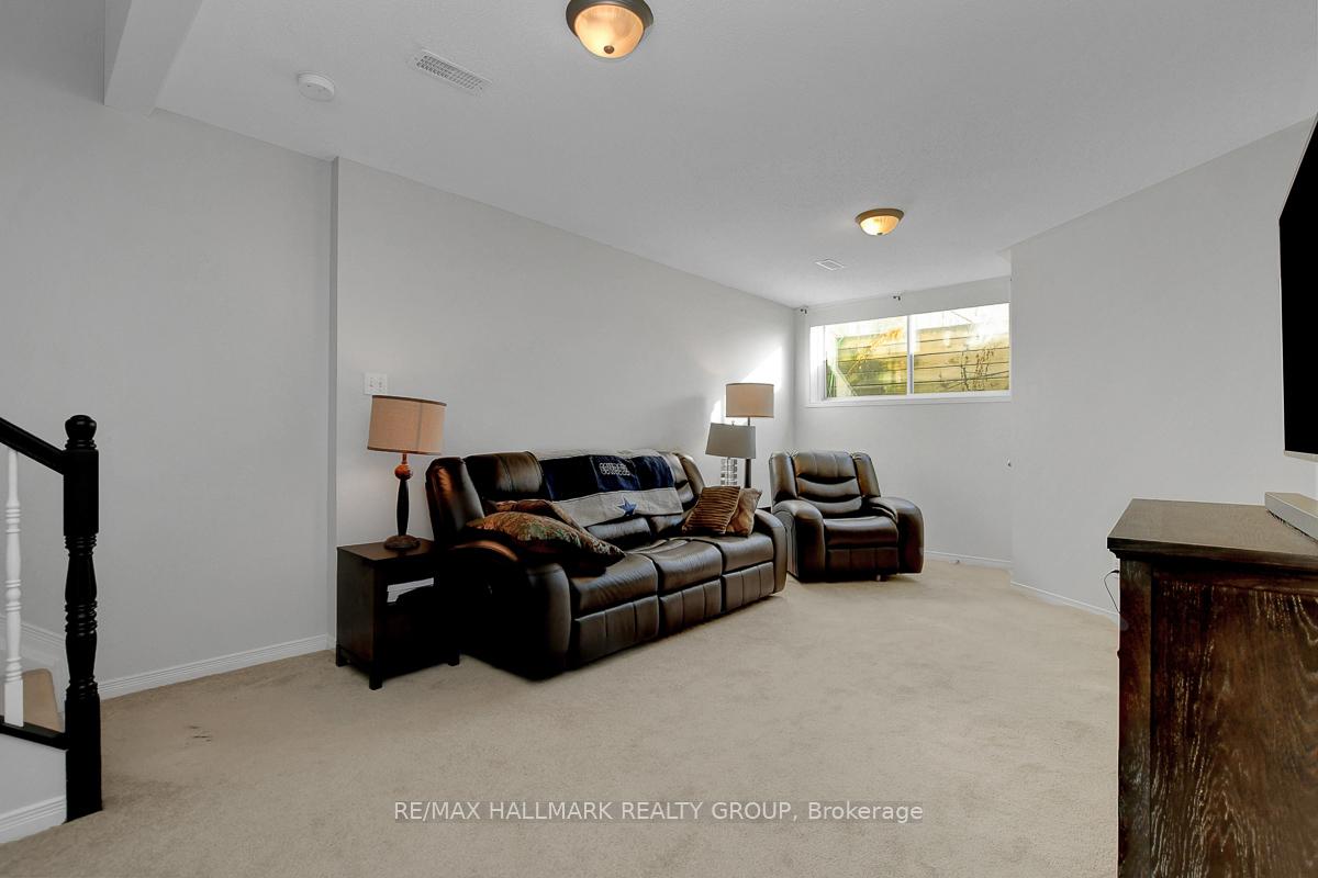 Photo 32 of 211 Sorento Street, Ottawa, Barrhaven - Strandherd — HOMEH