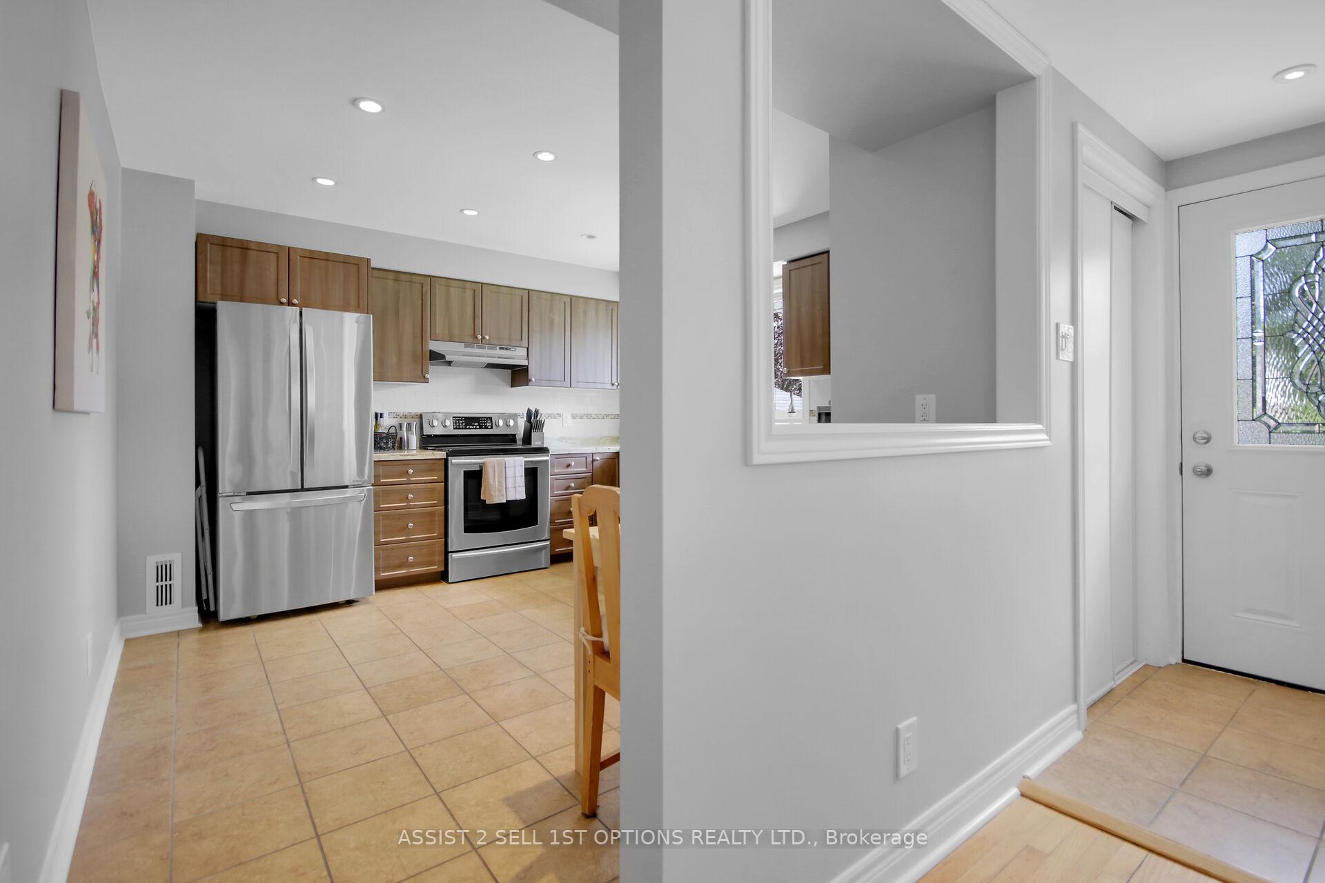 Photo 5 of 1415 Chatelain Avenue, Ottawa, Carlington — HOMEH