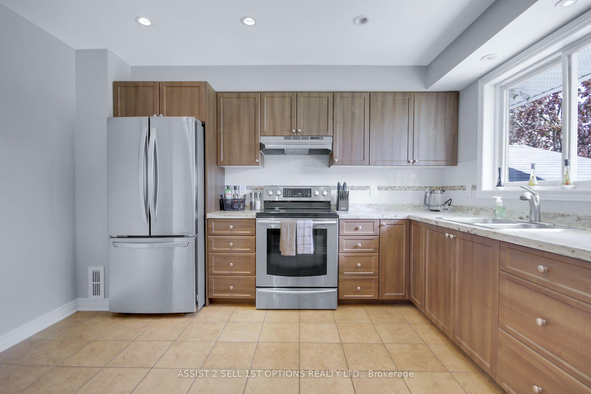 Photo 7 of 1415 Chatelain Avenue, Ottawa, Carlington — HOMEH